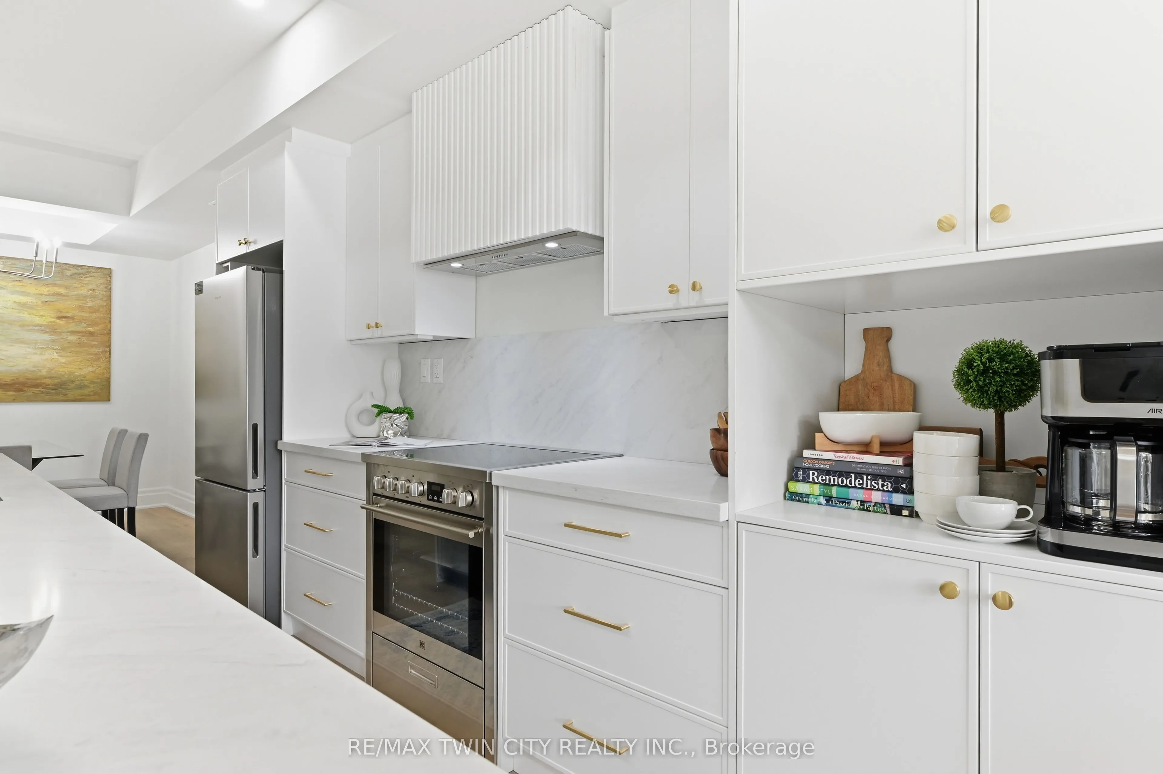 37 Edwin Street #1