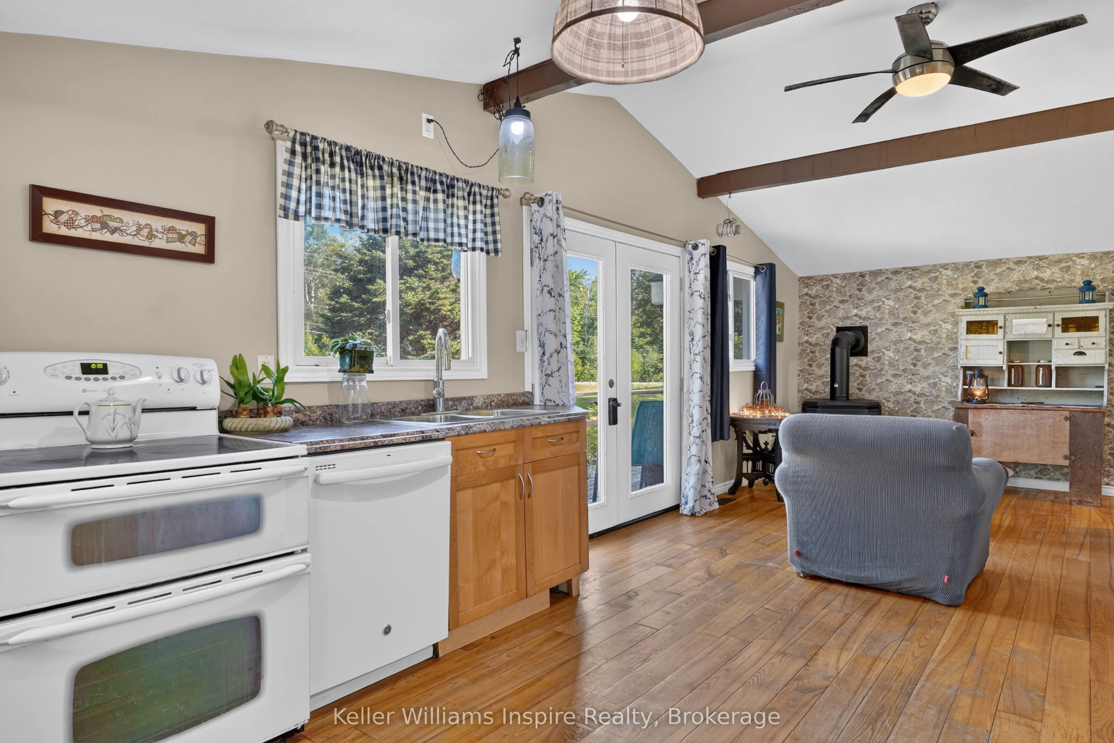 3044 LOOP Road