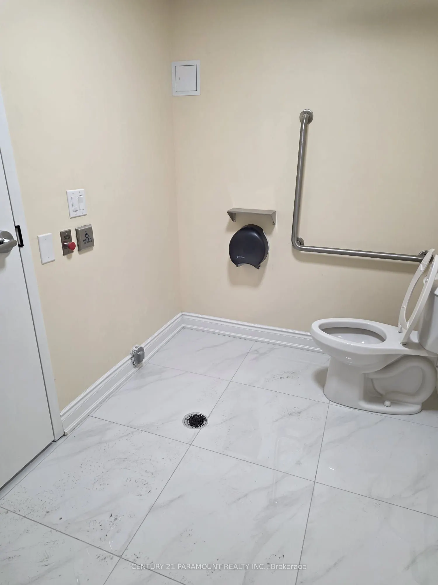 587 Hanlon Creek Boulevard #18 Main Level