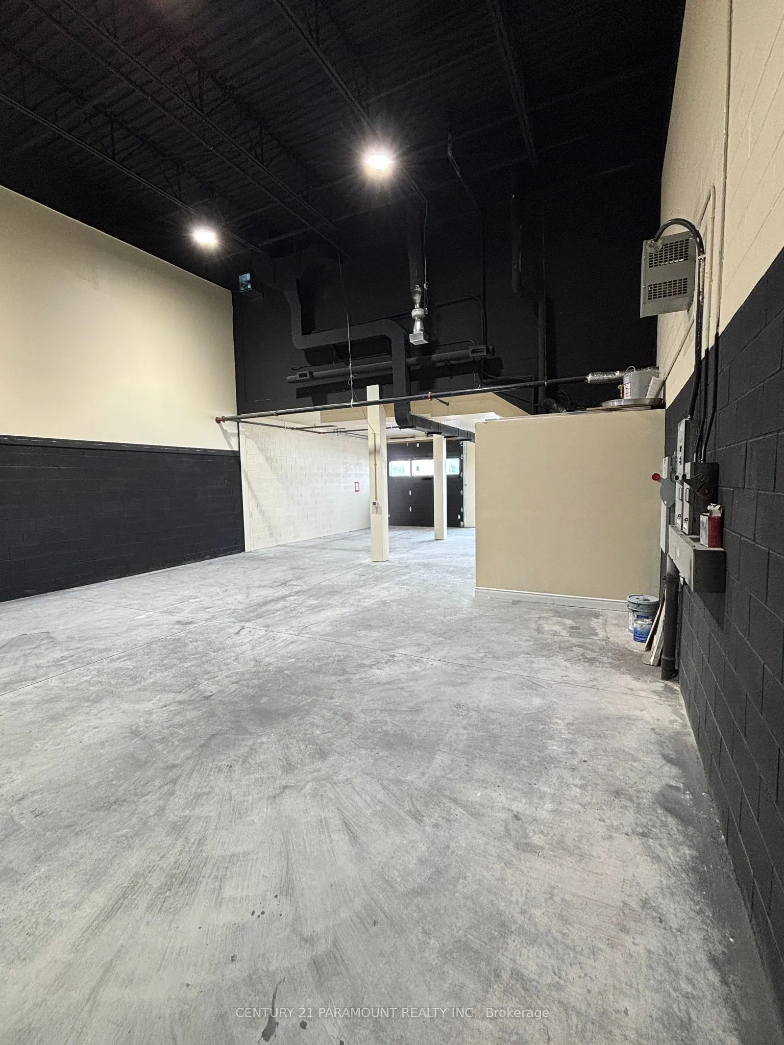 587 Hanlon Creek Boulevard #18 Main Level