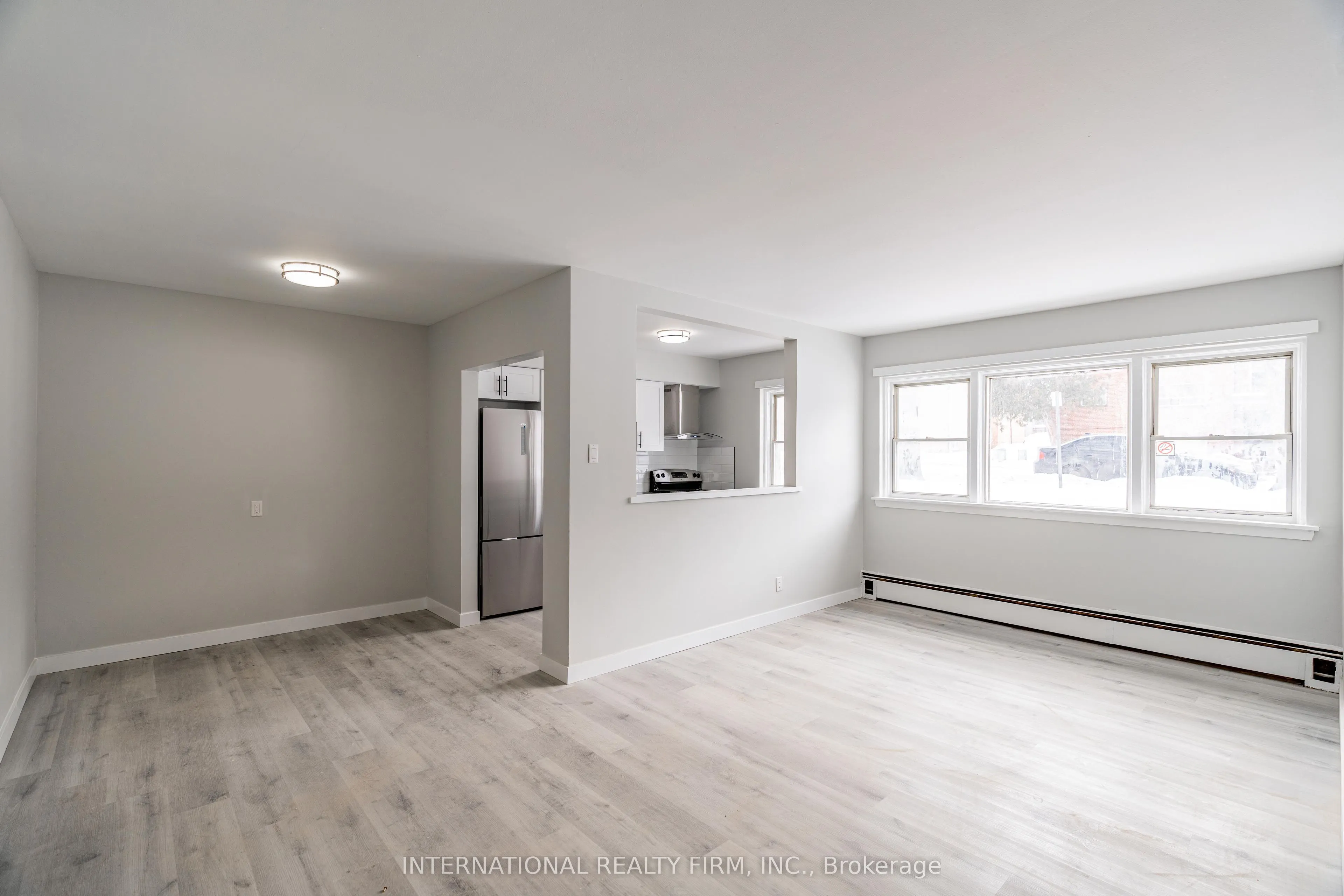 1284 Gramercy Park Place #103