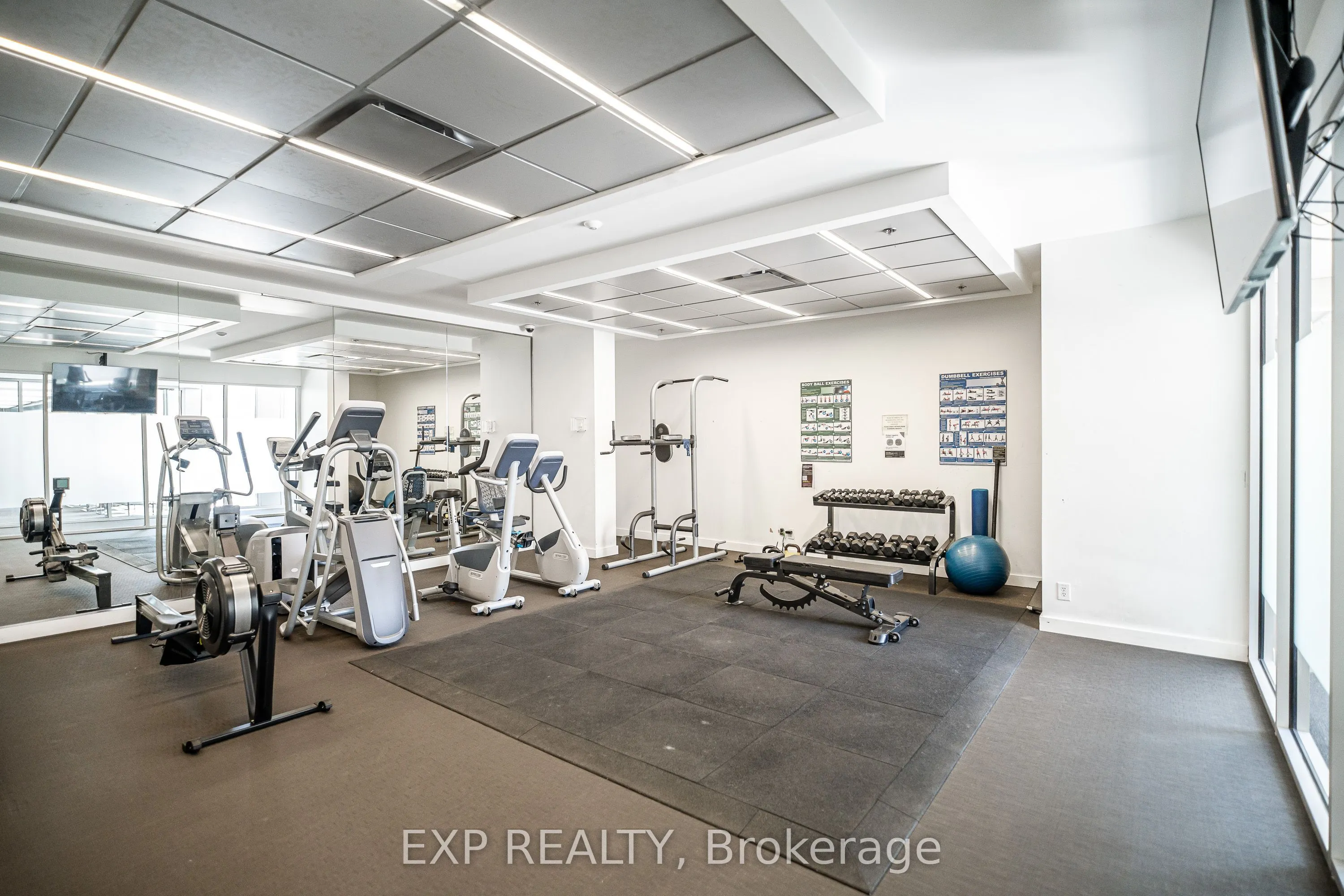 360 Mcleod Street #907