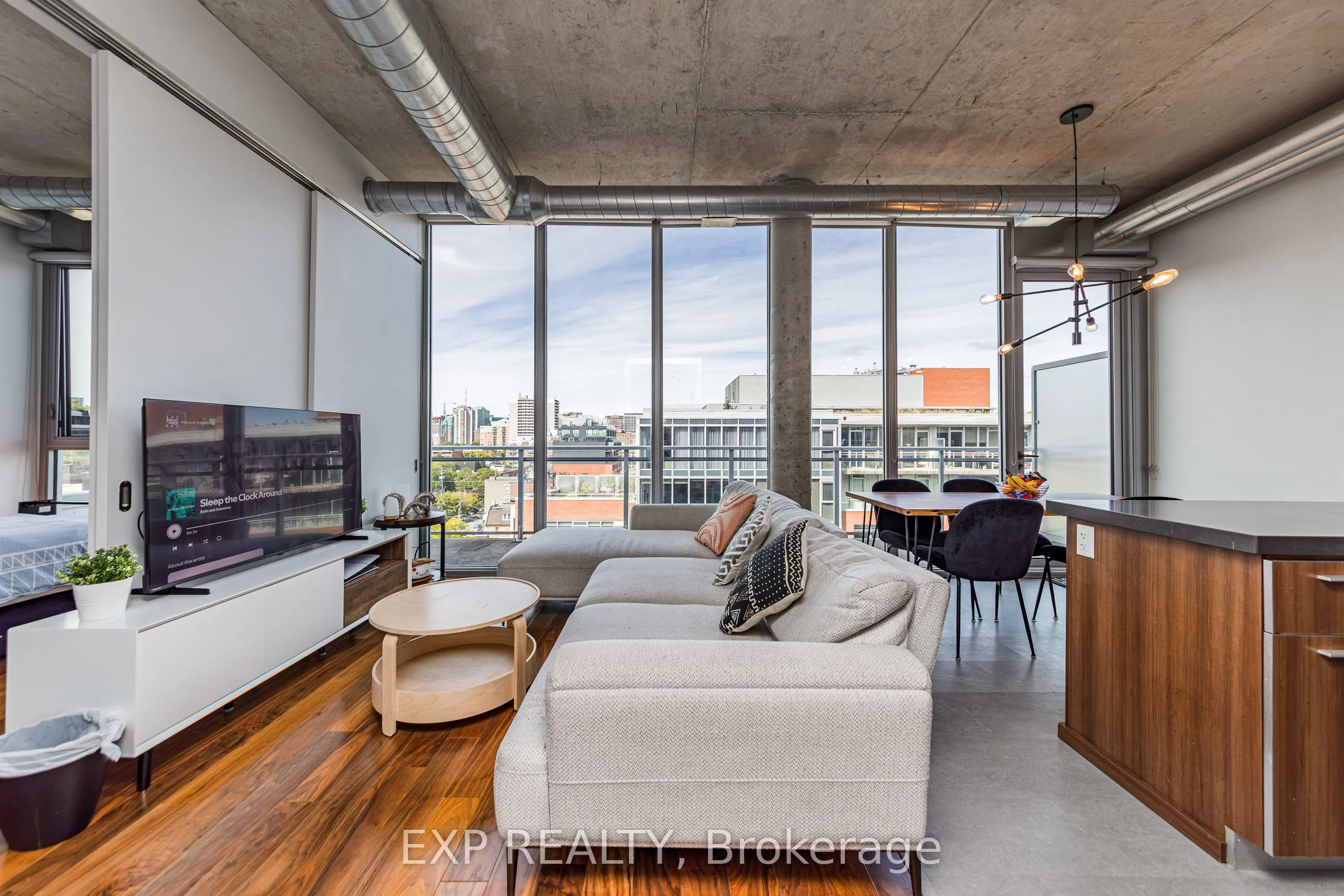 360 Mcleod Street #907