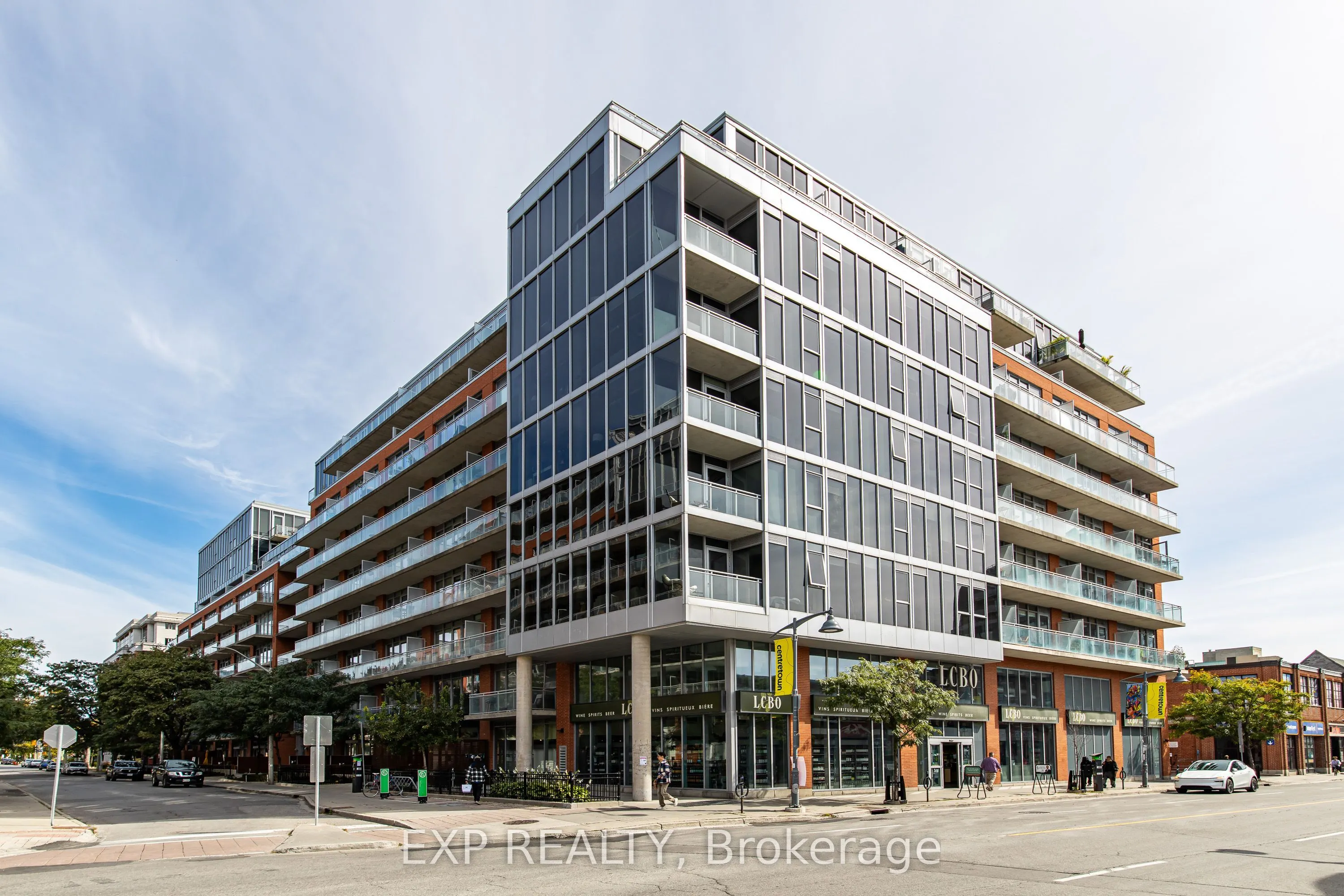 360 Mcleod Street #907