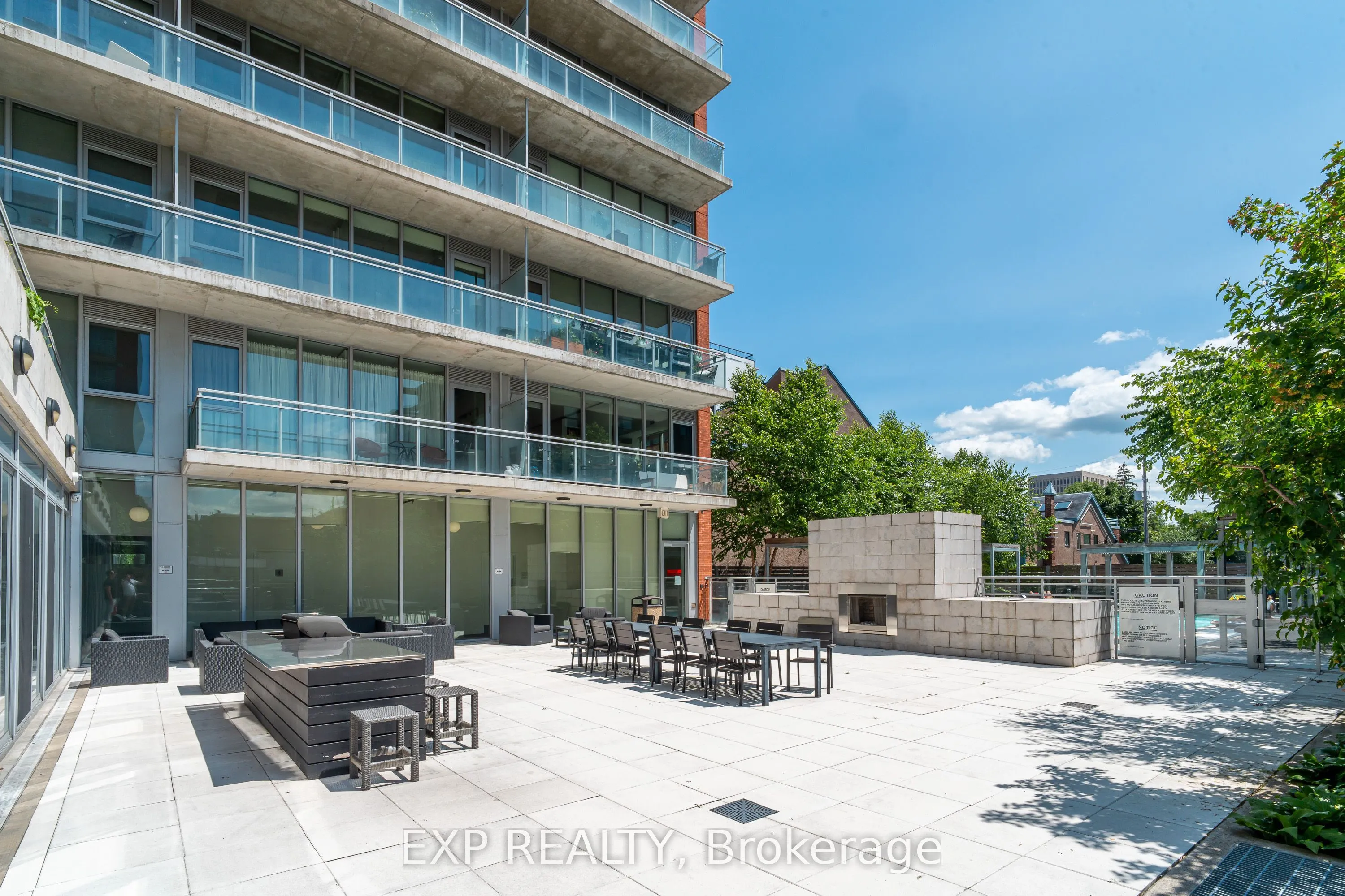 360 Mcleod Street #907