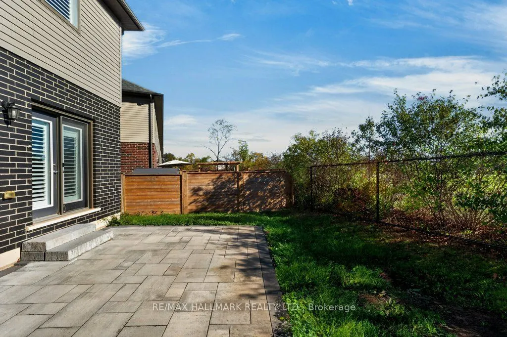 4297 East Avenue #8