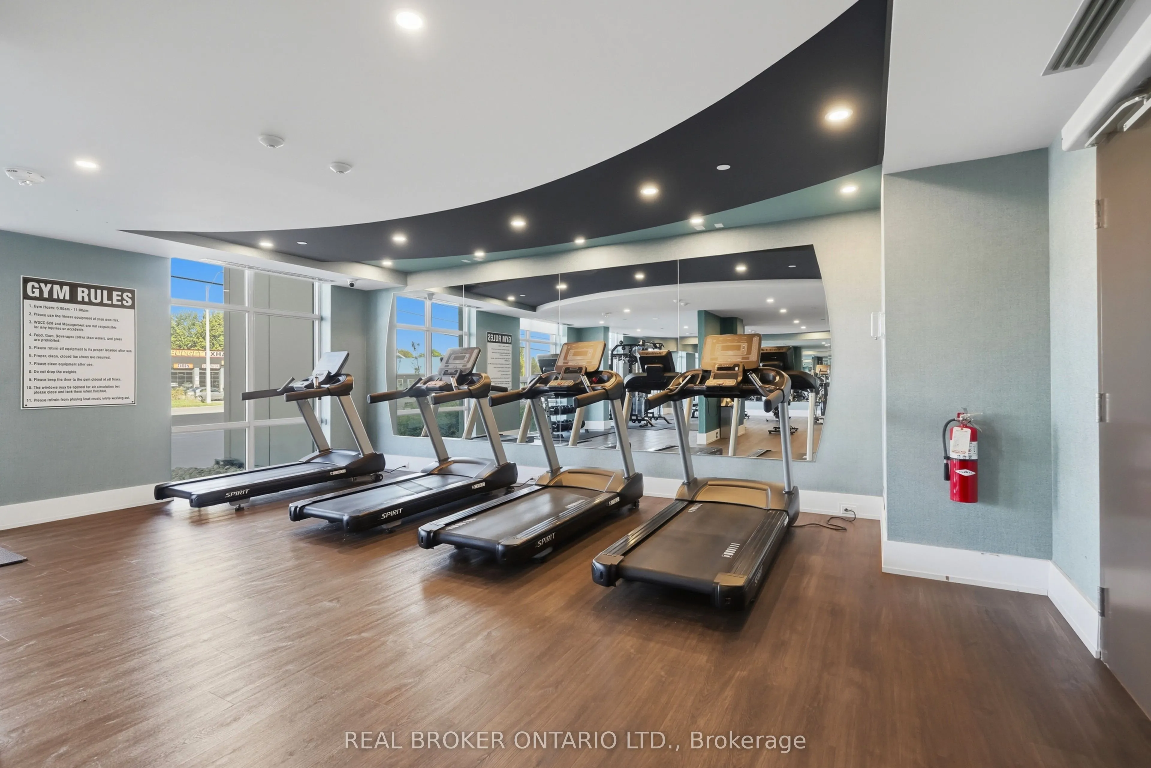450 Dundas Street E #425