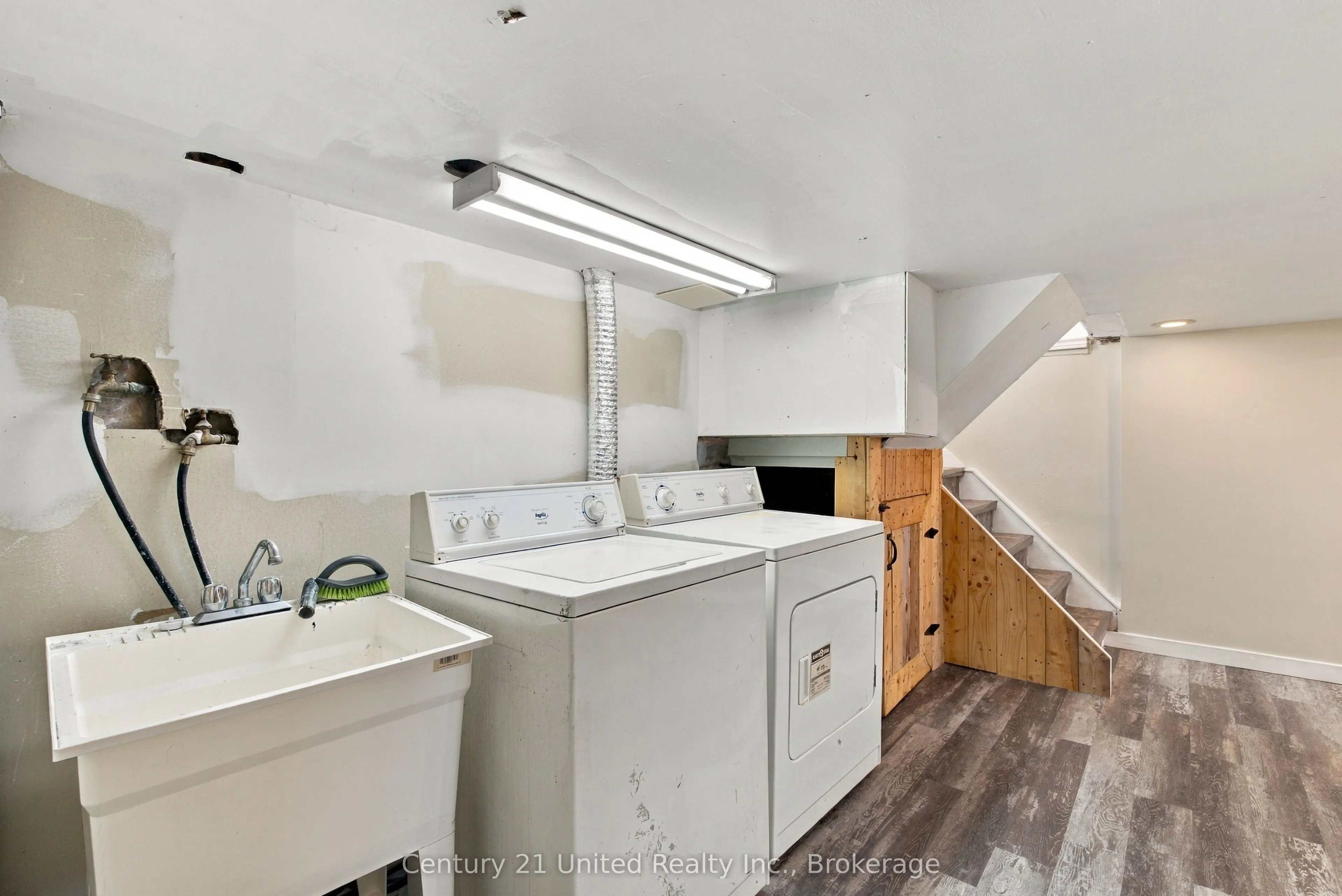 57 Sherwood Avenue