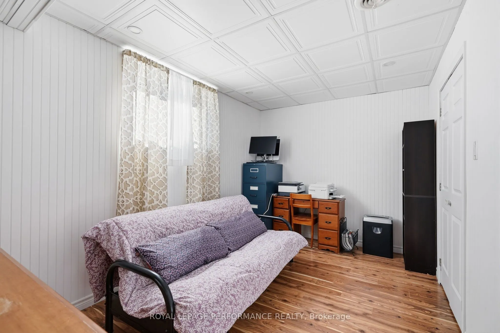 2204 Bay Road