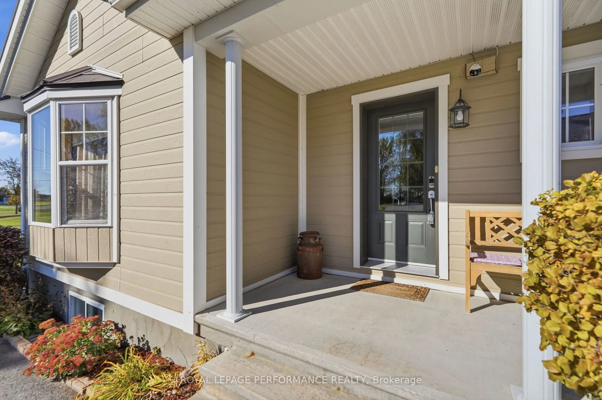2204 Bay Road