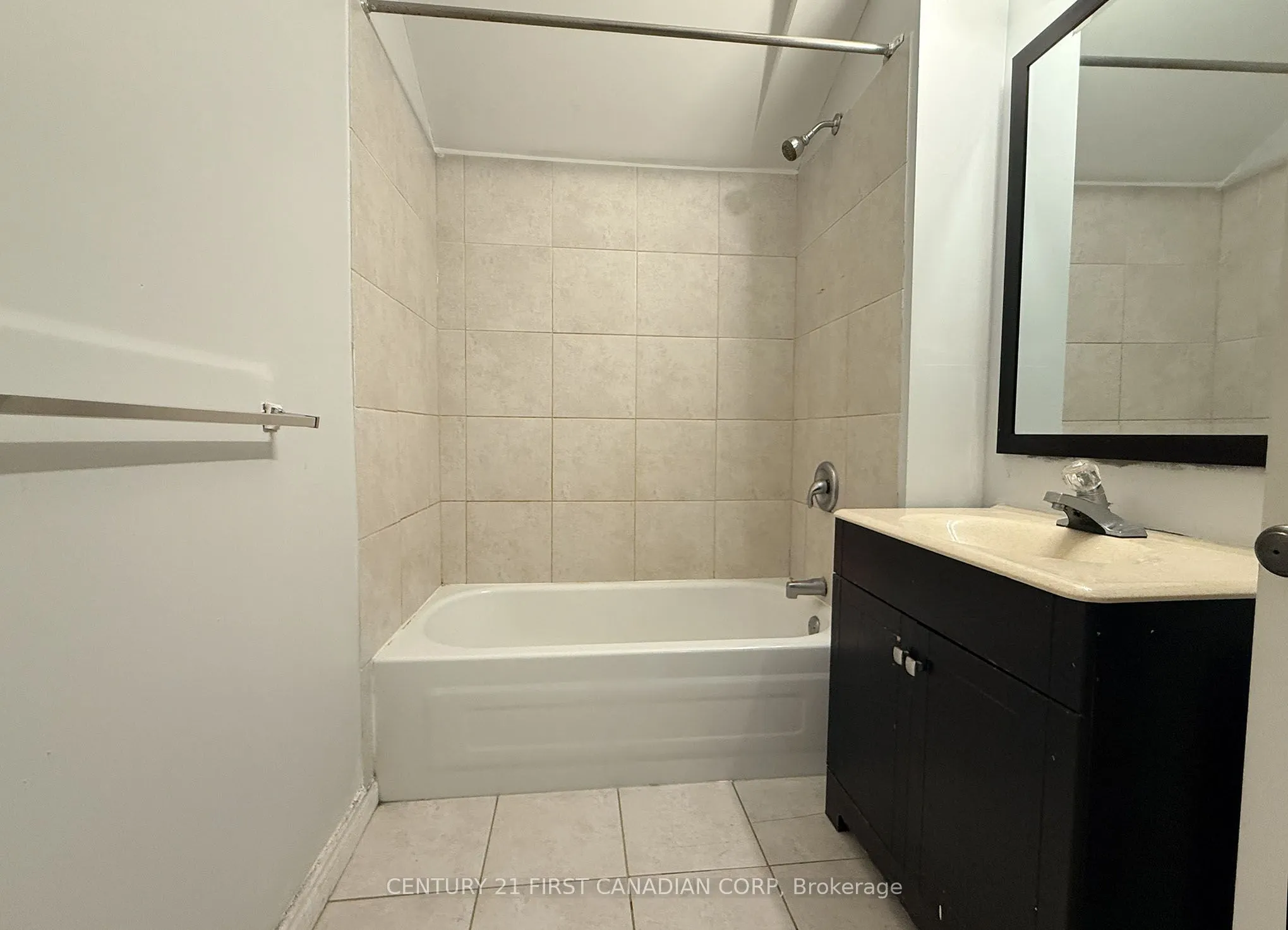 1 Waverley Place #4
