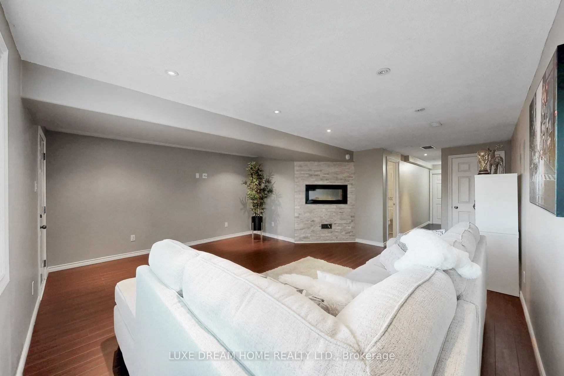 36 Terrace Hill Street