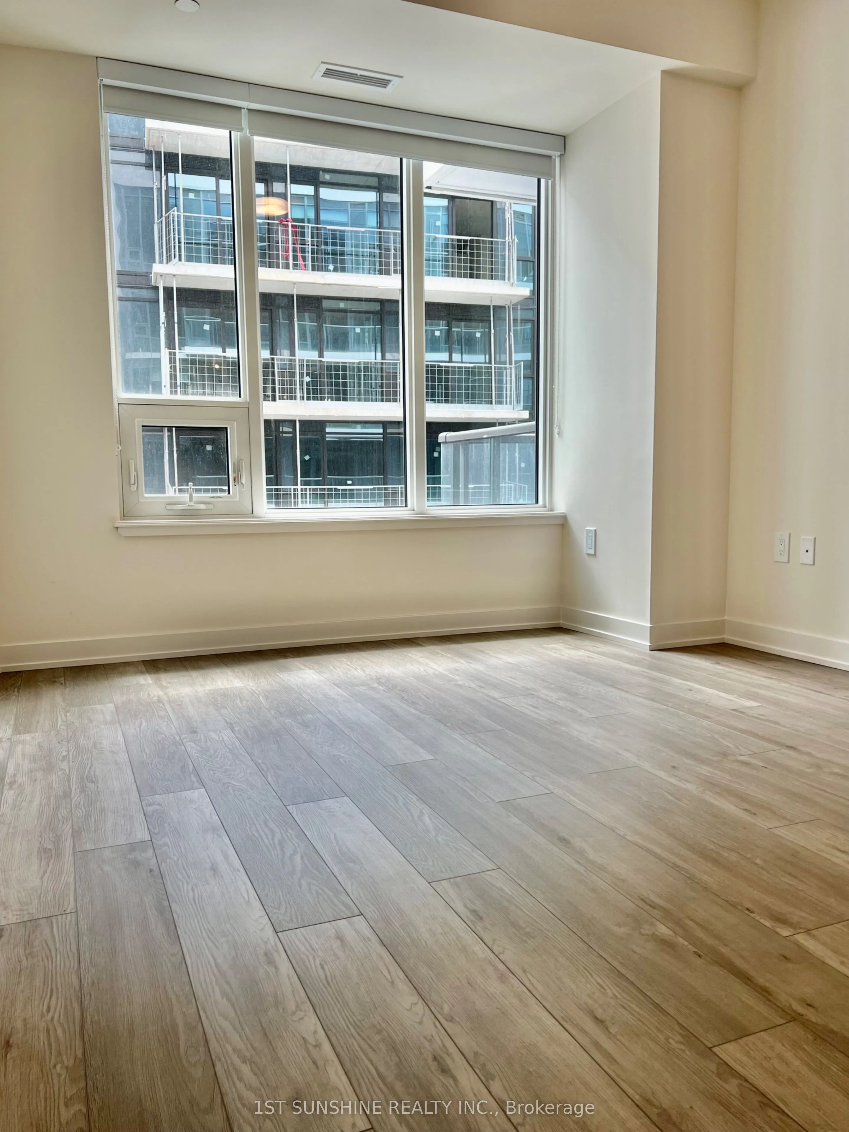 212 King William Street #1112