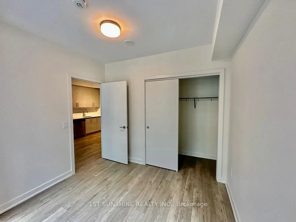 212 King William Street #1112