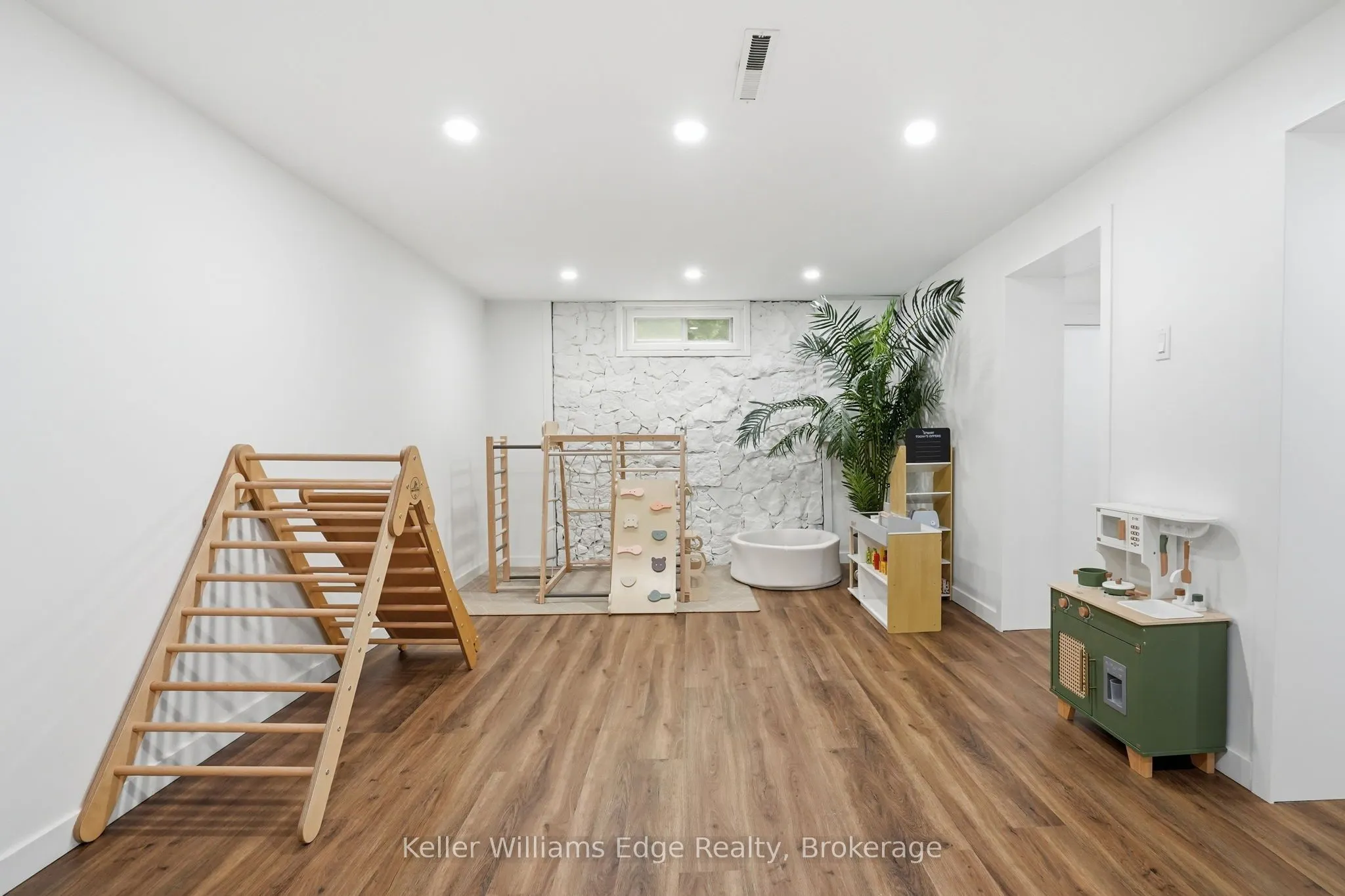 131 West 34th Street