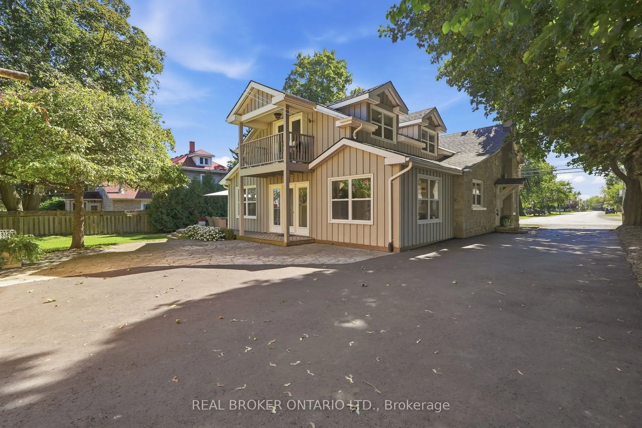1264 Old 8 Highway