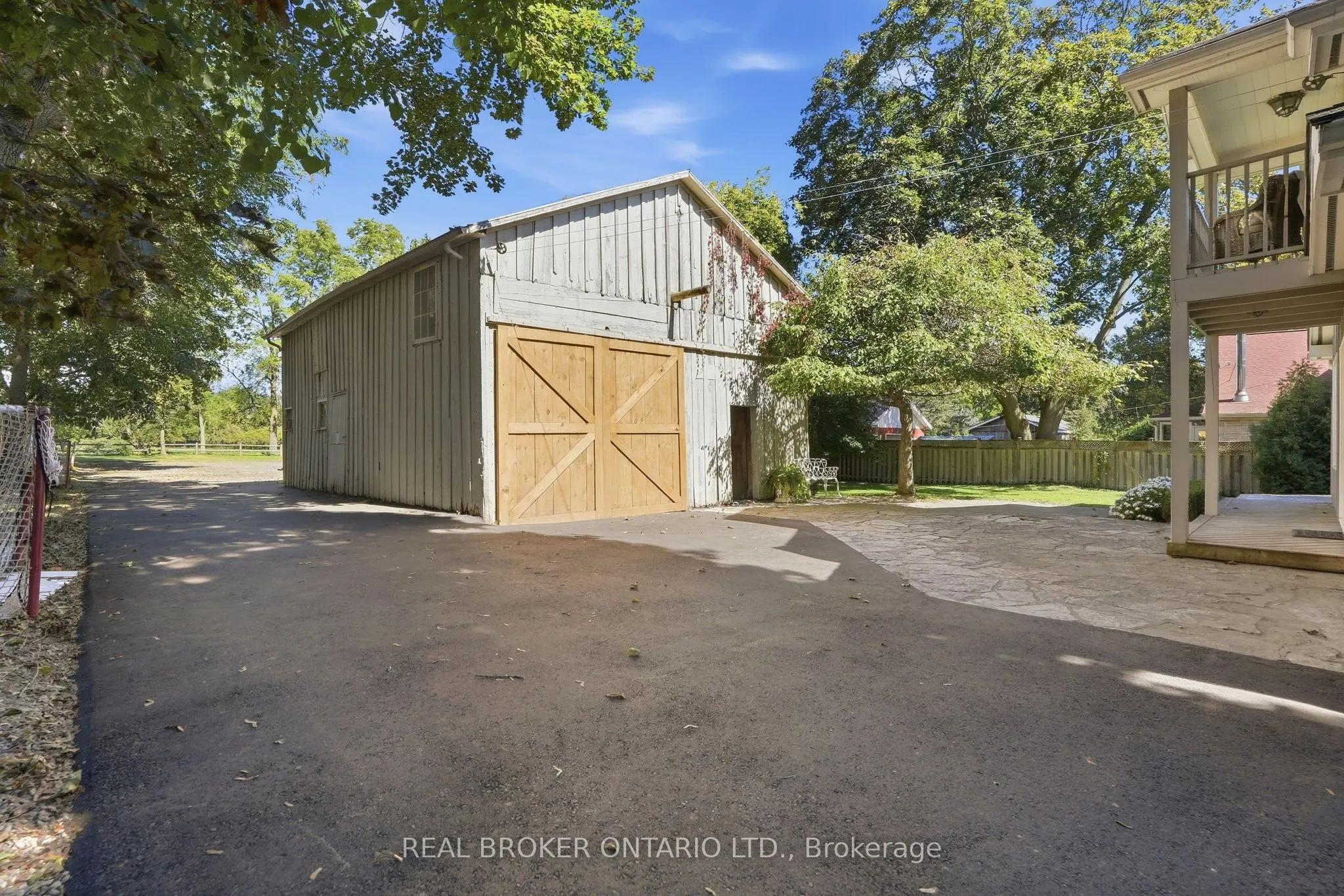 1264 Old 8 Highway