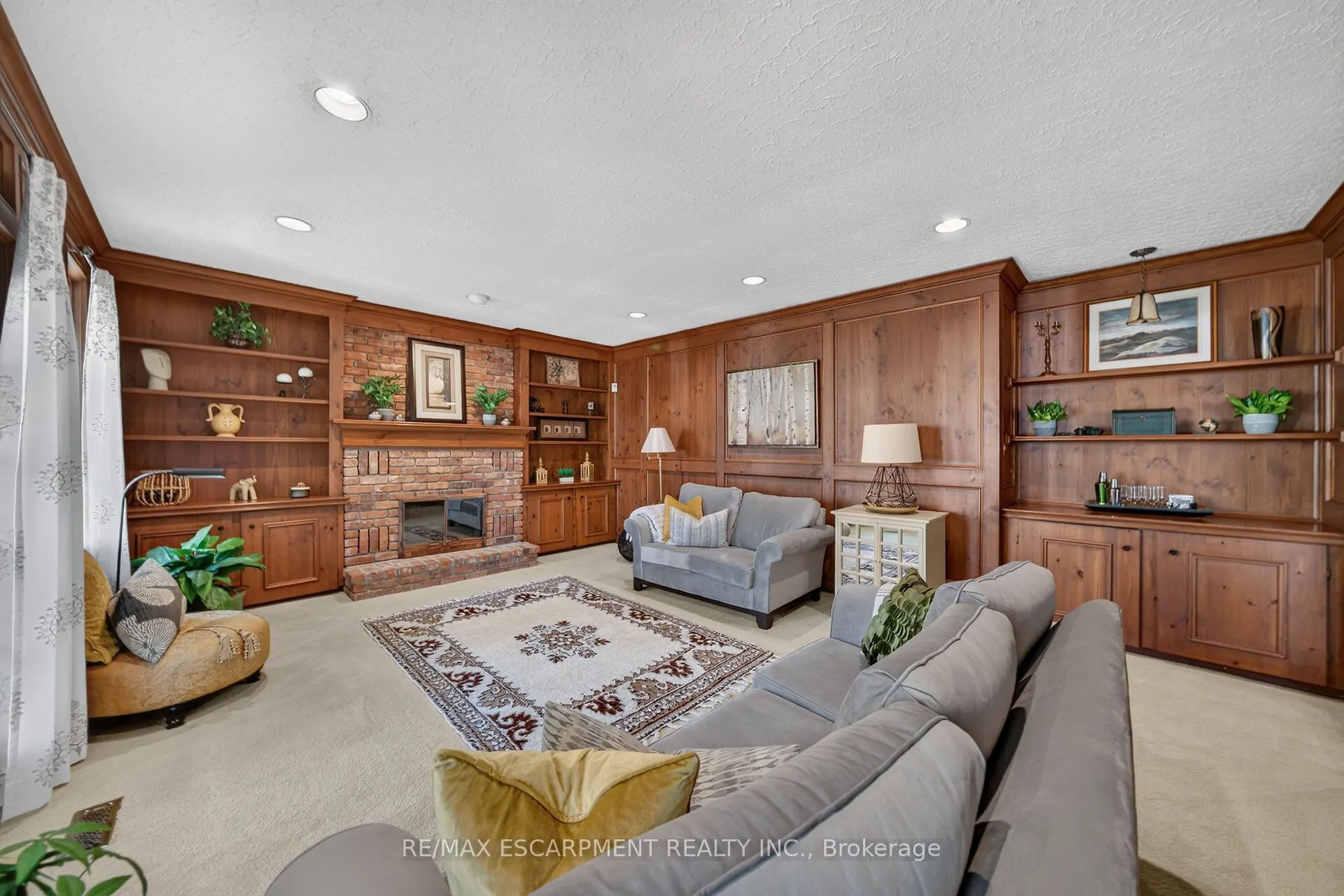 14 Cottonwood Court