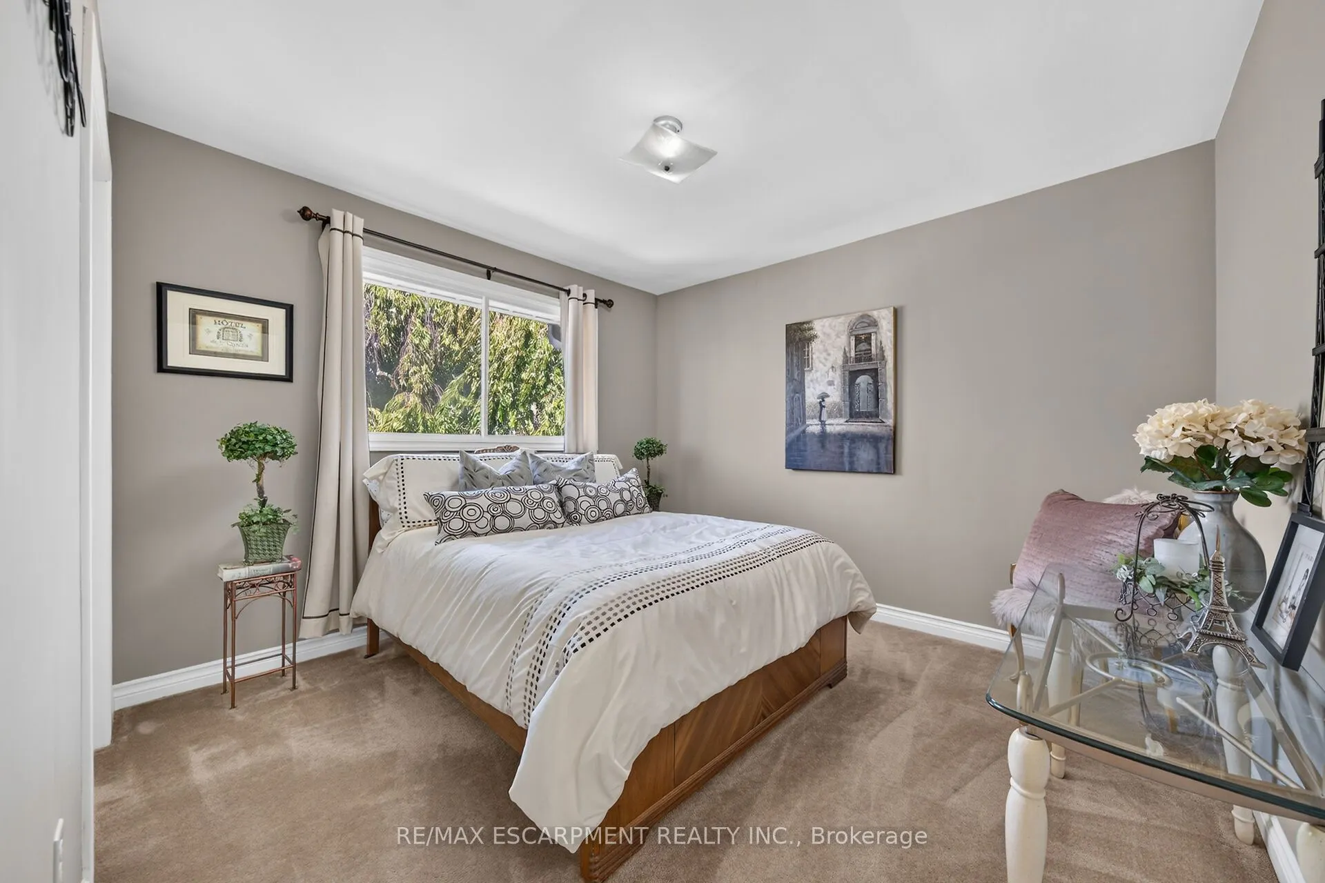 14 Cottonwood Court