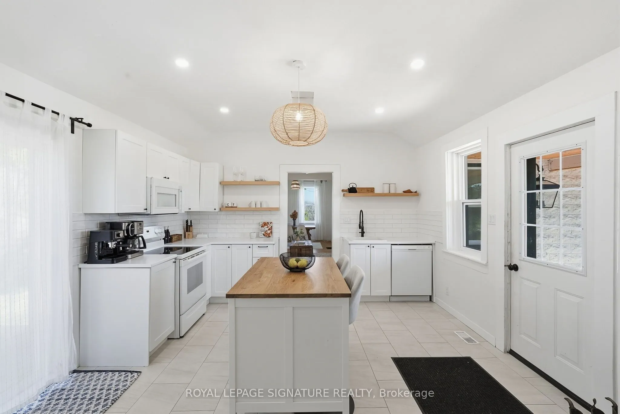 482470 Colpoys Range Road