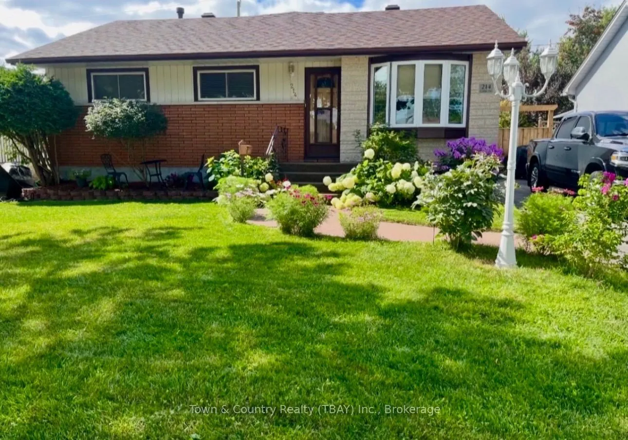 214 Cedar Avenue