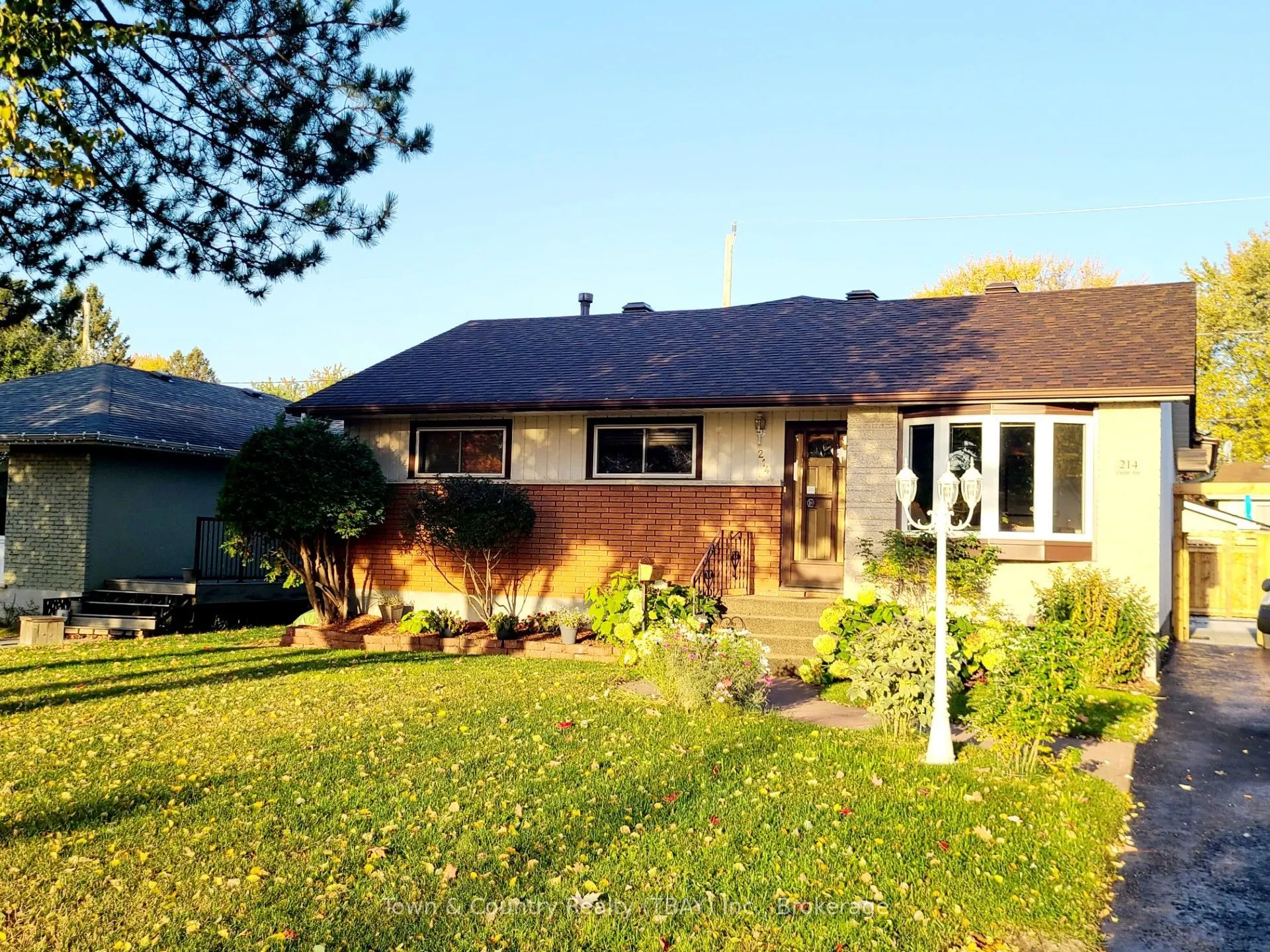 214 Cedar Avenue