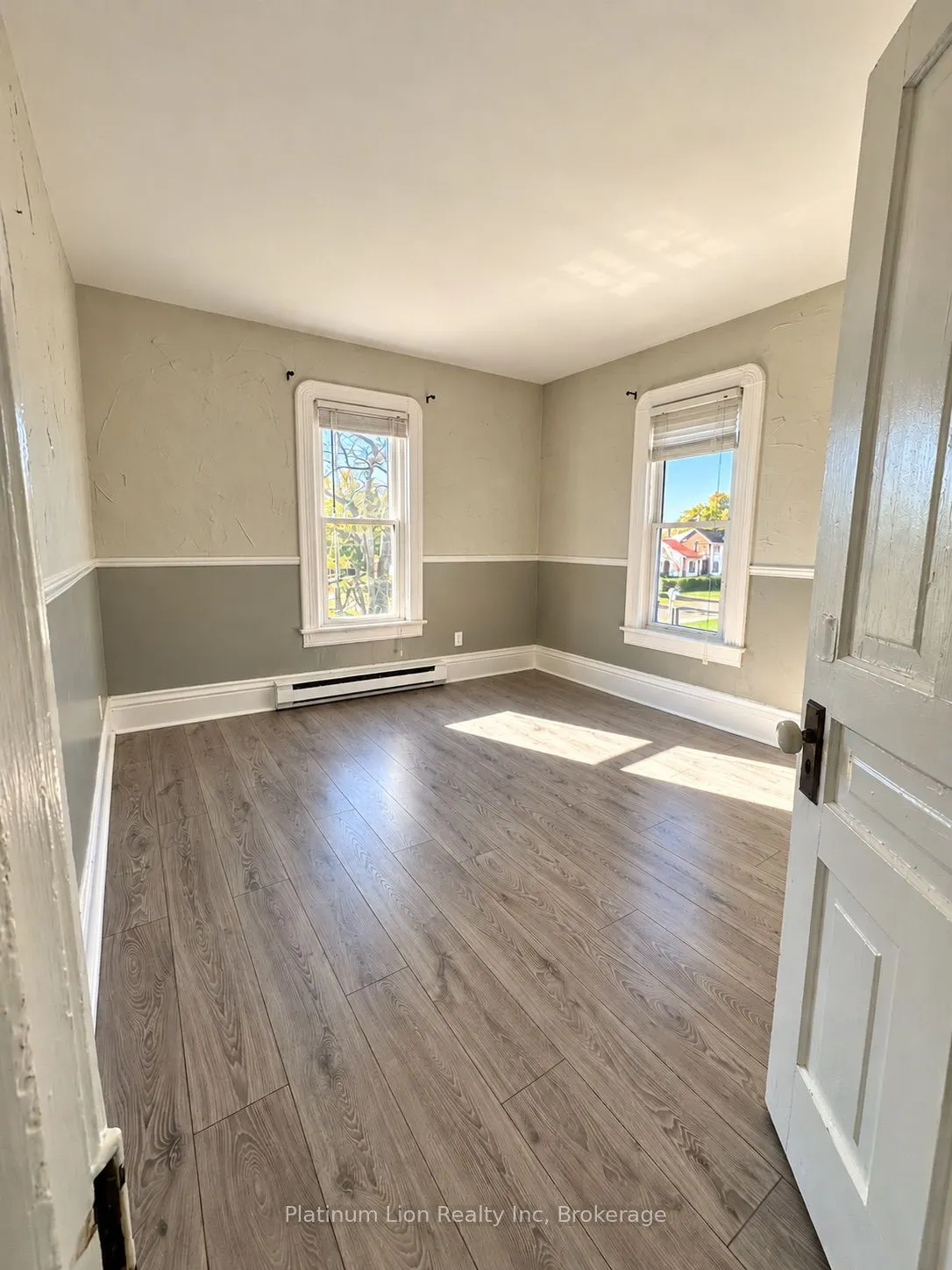 25 Sugarloaf Street #4B