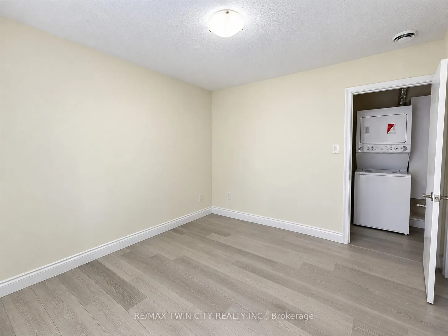 433 Connaught Street #3