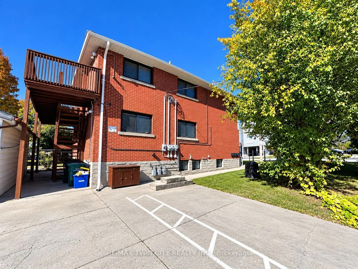 433 Connaught Street #3