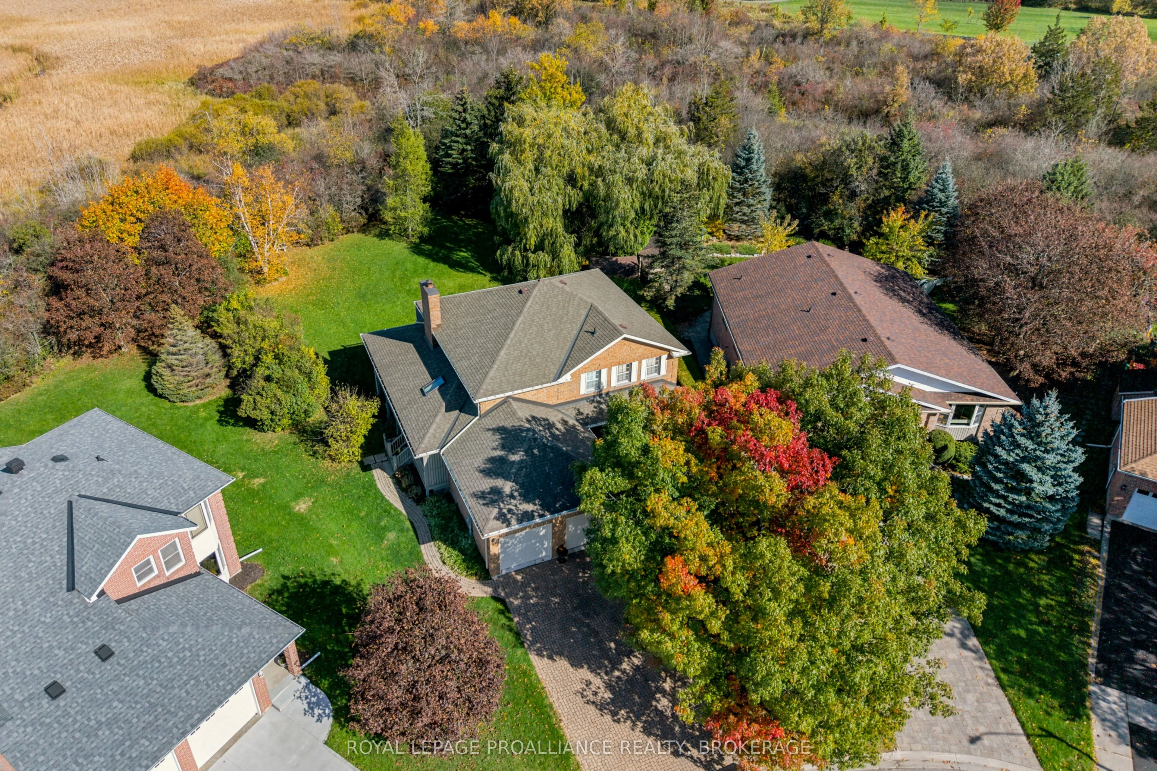 702 Parkside Crescent