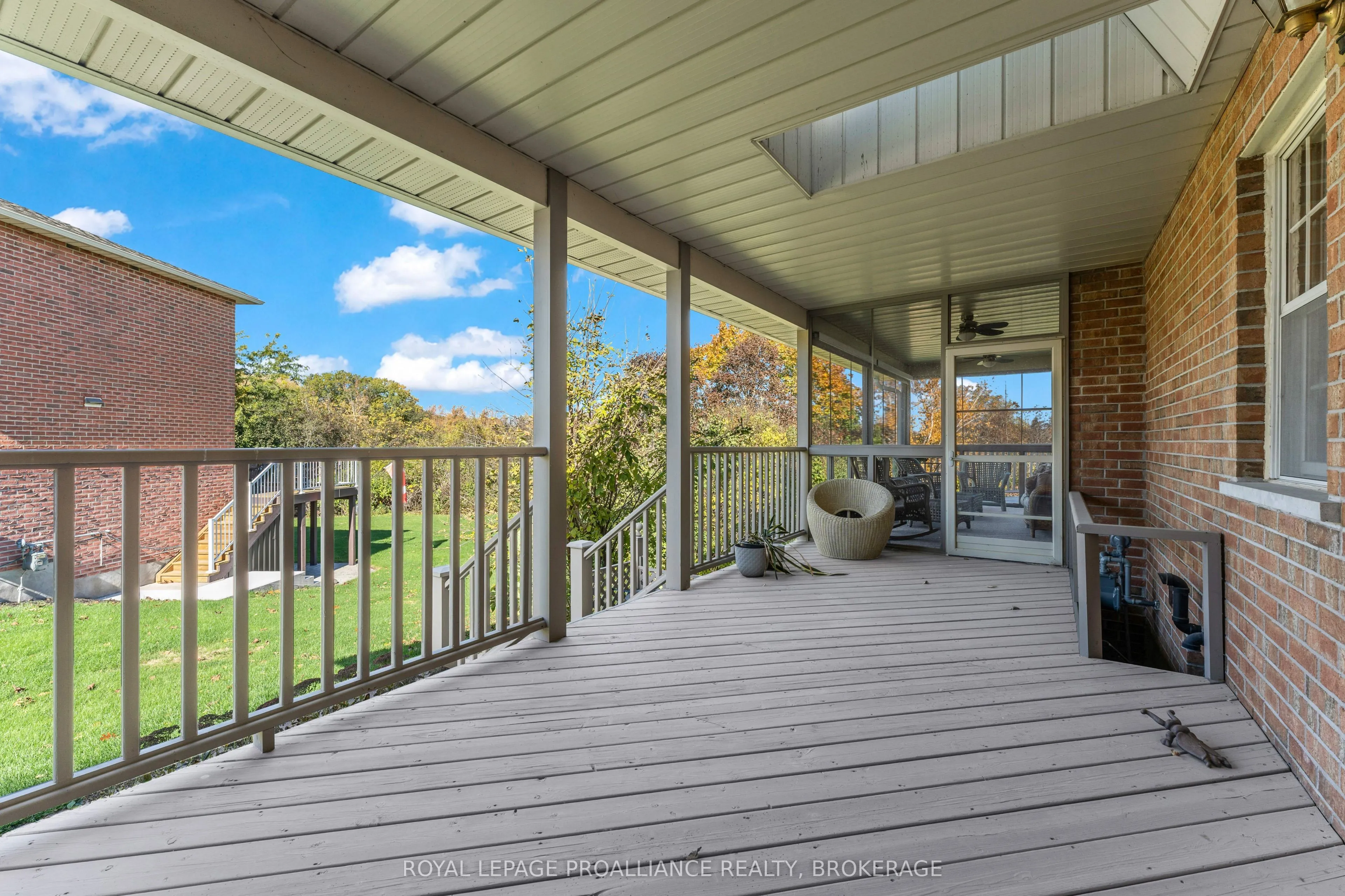 702 Parkside Crescent