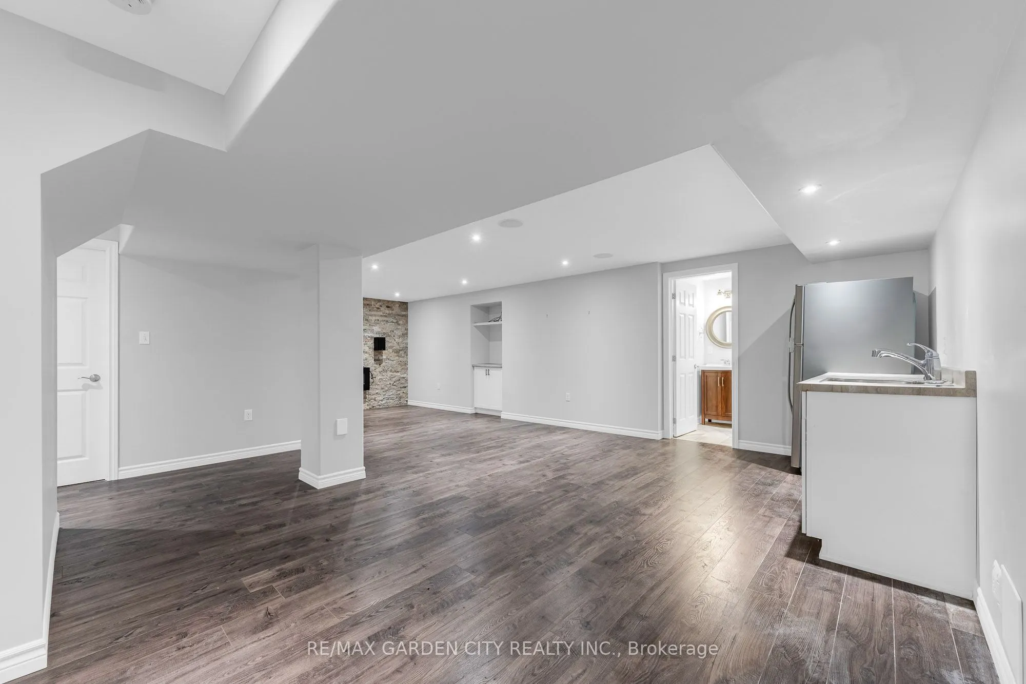 159 Valera Drive #Lower