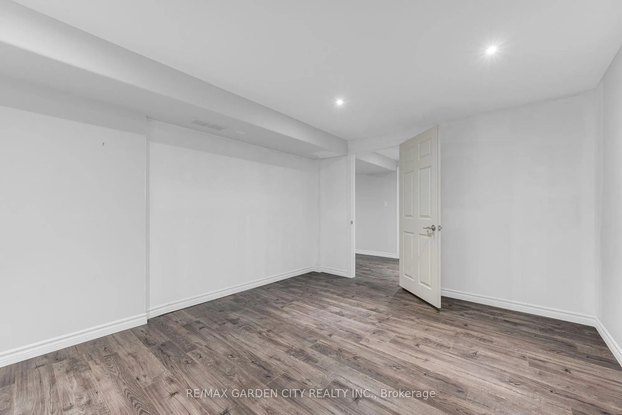 159 Valera Drive #Lower