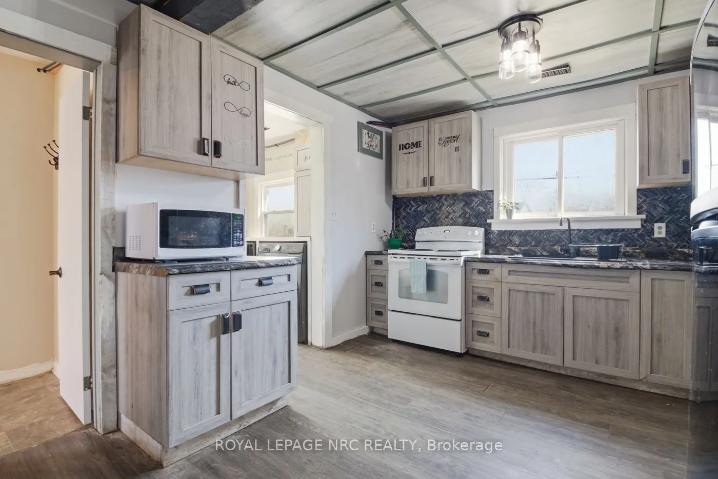 529 Rosehill Road