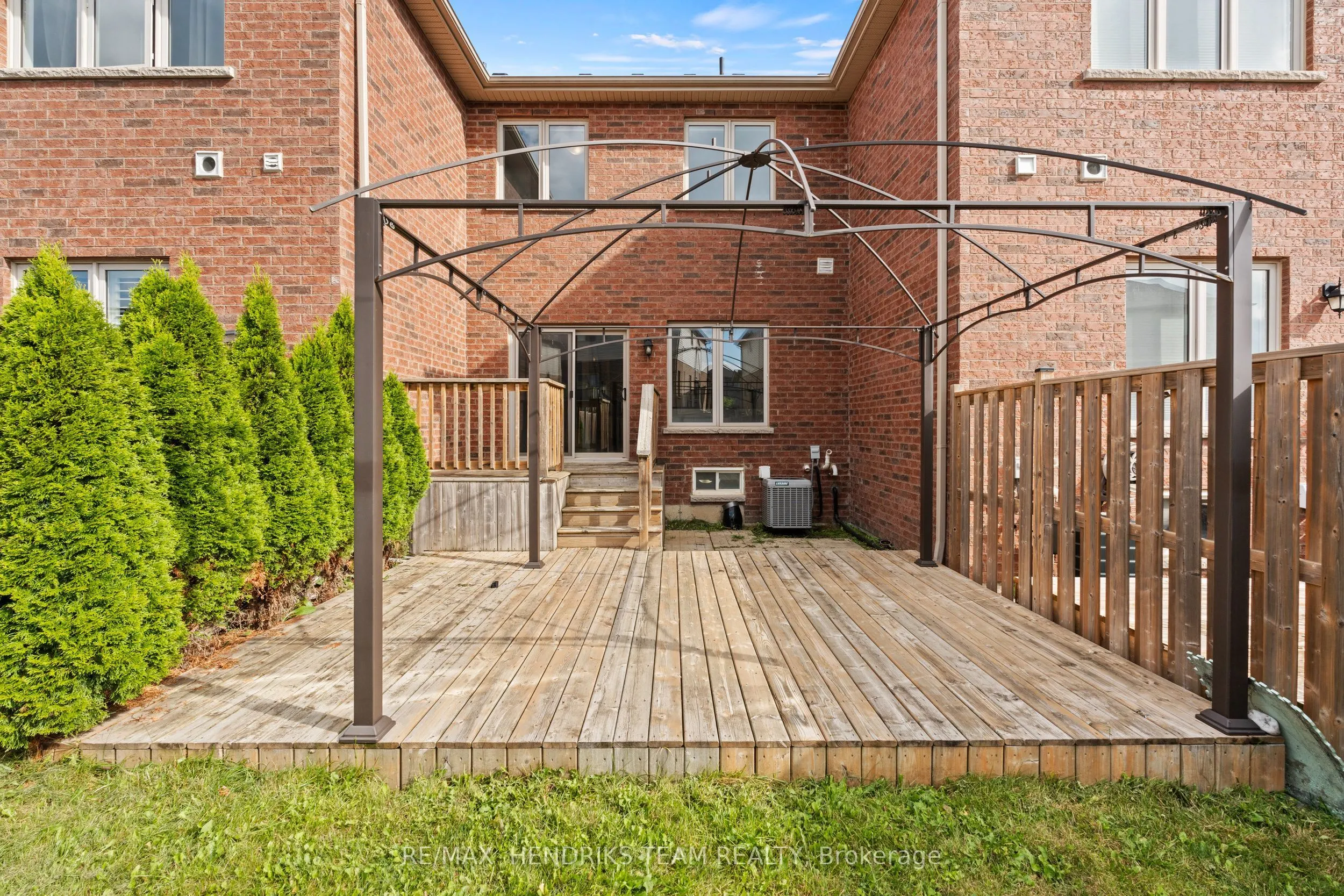 35 Sunset Way