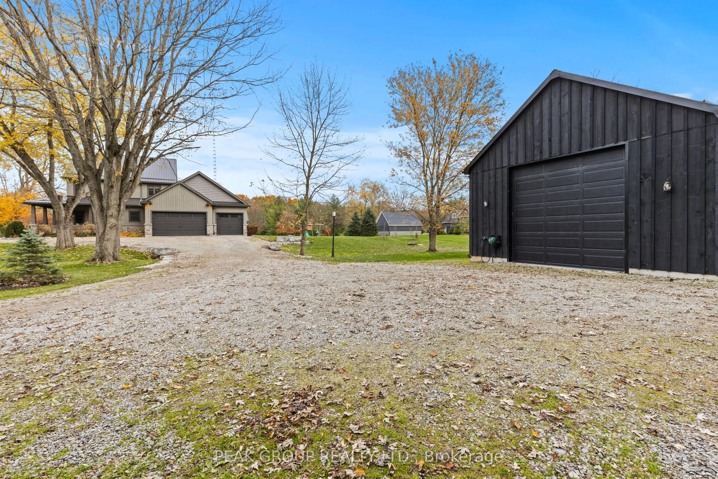 662 Foss Road