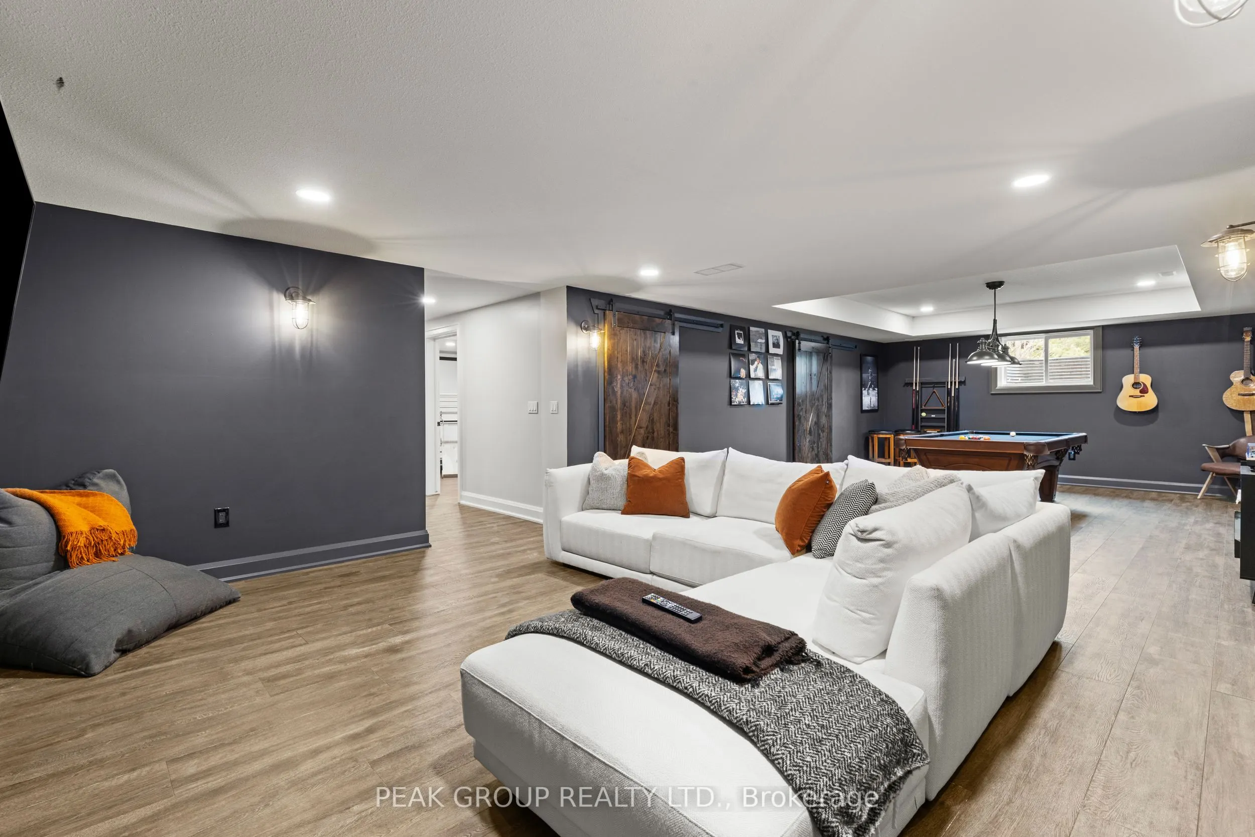 662 Foss Road