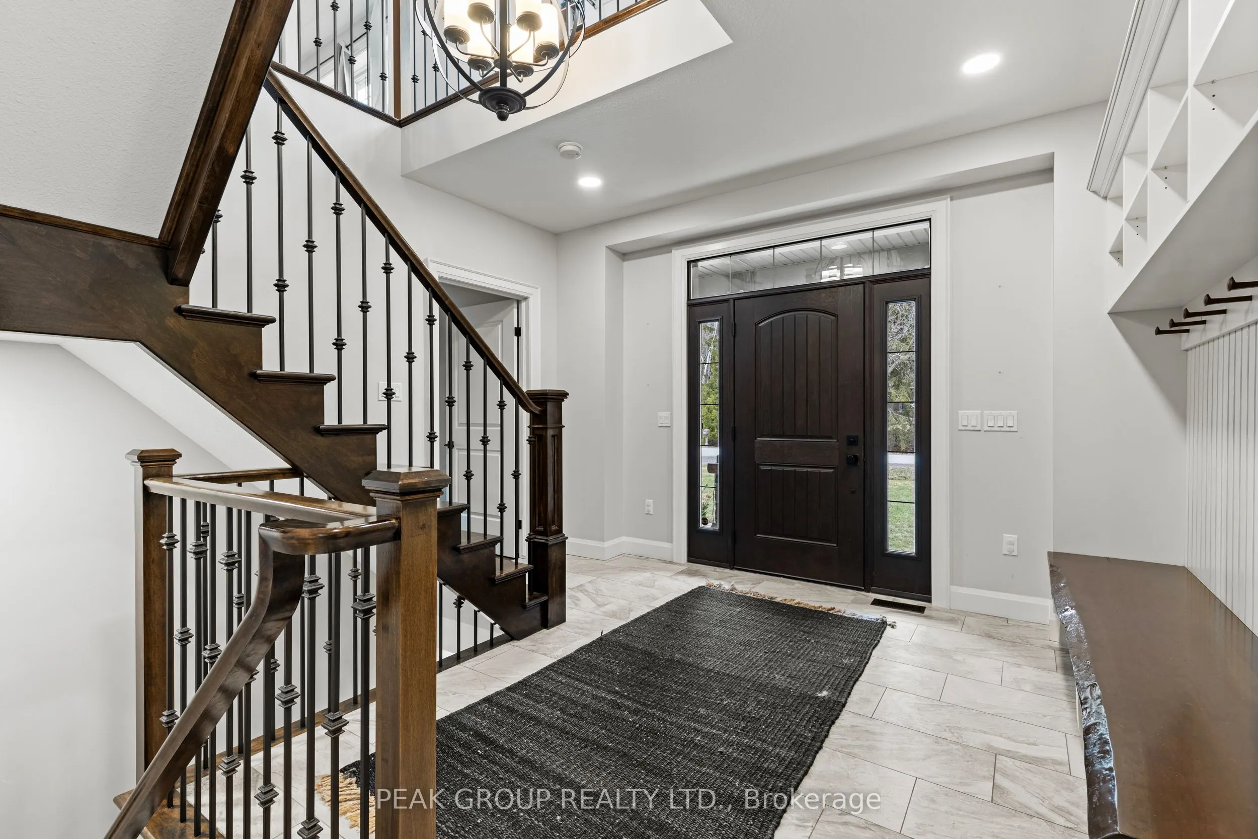662 Foss Road