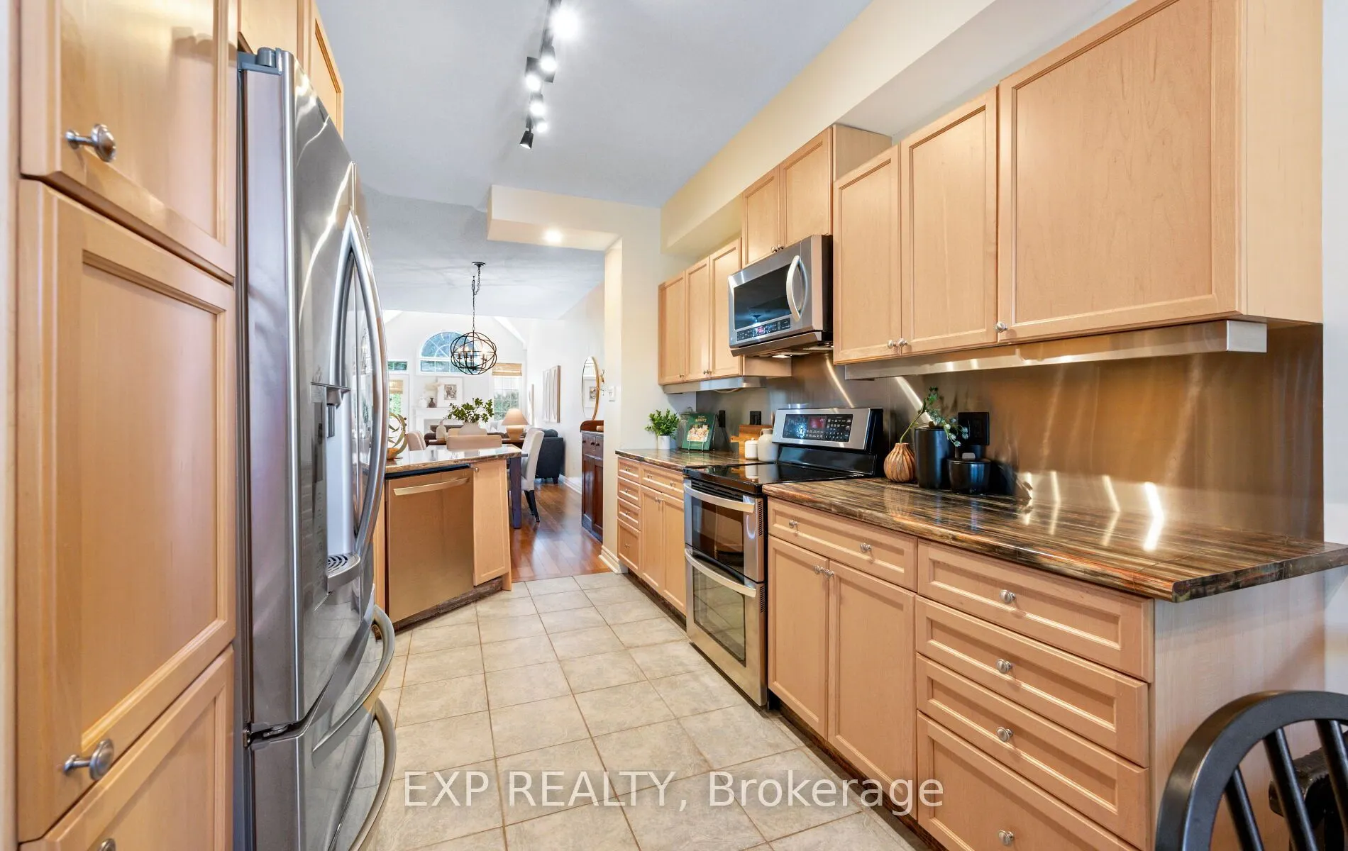 110 Napier Street W #27