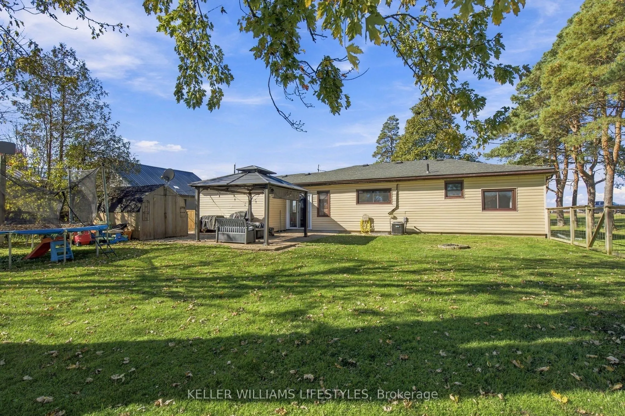 7512 FAIRVIEW Road