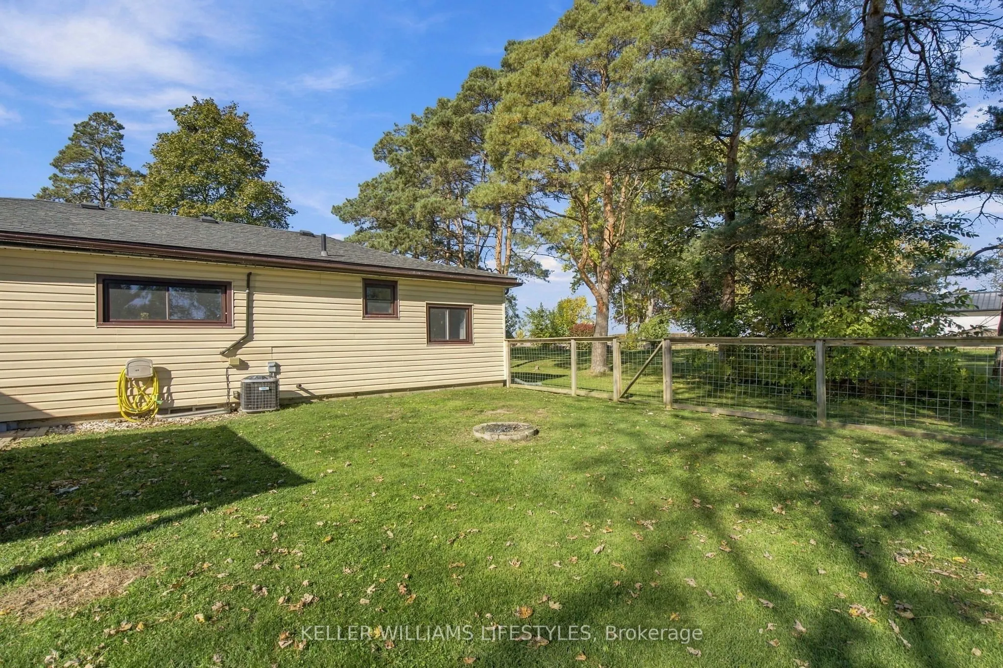 7512 FAIRVIEW Road