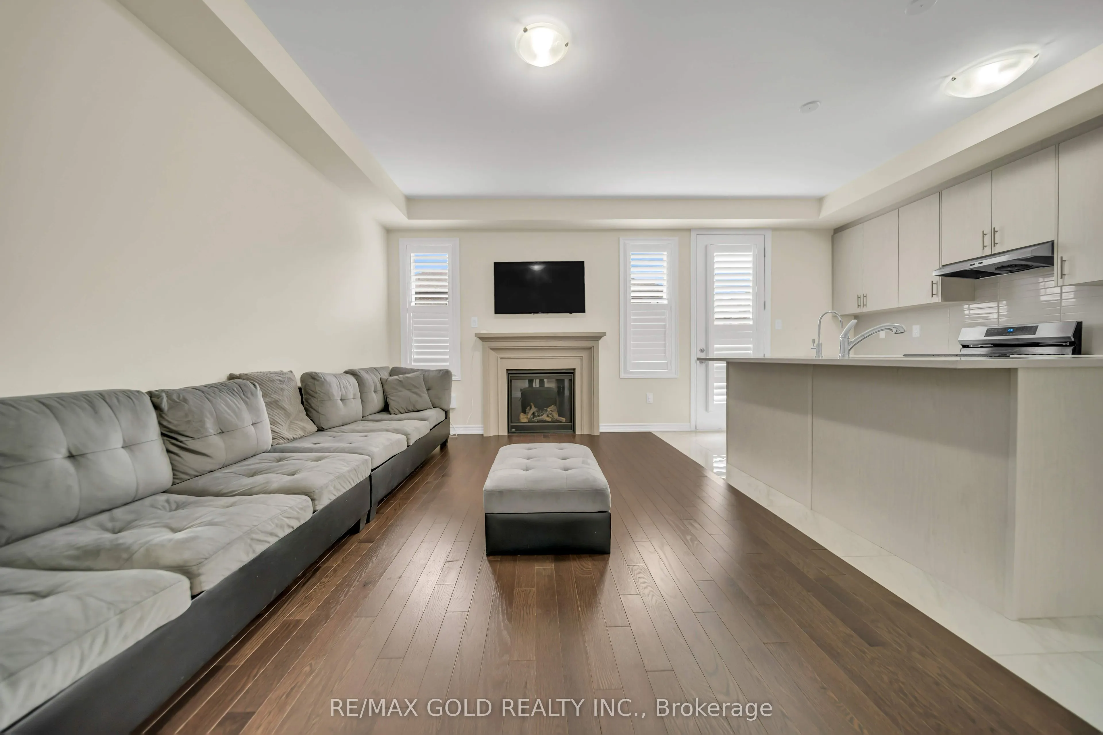 3 Capton Street
