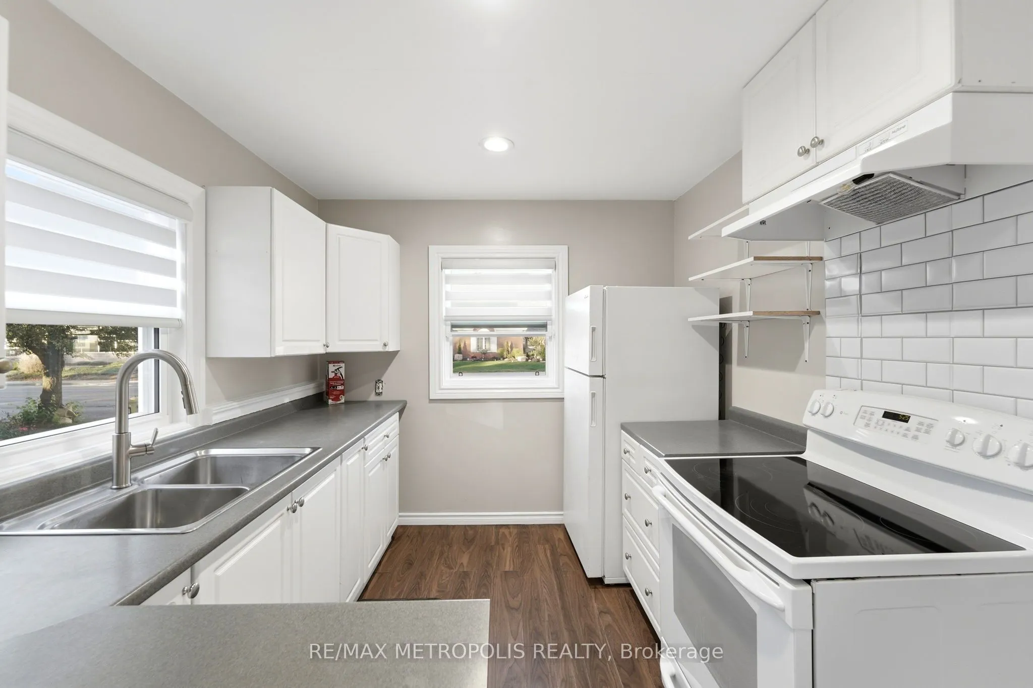 56 Charing Cross Street #Main Fl