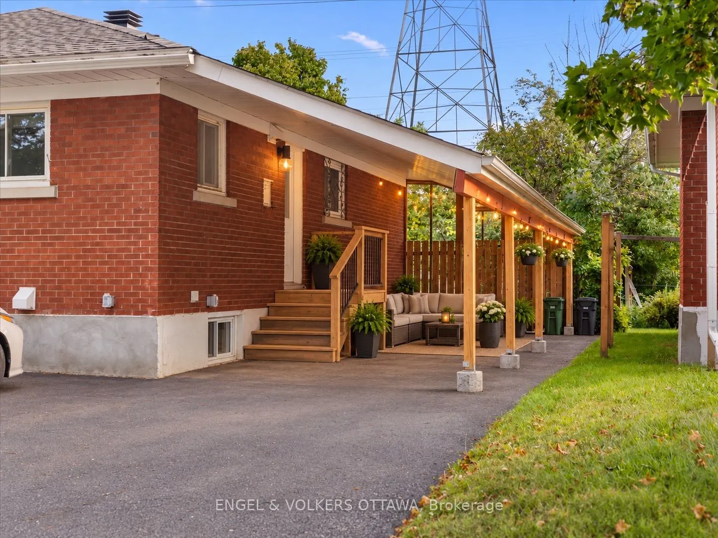 616 Browning Avenue #B
