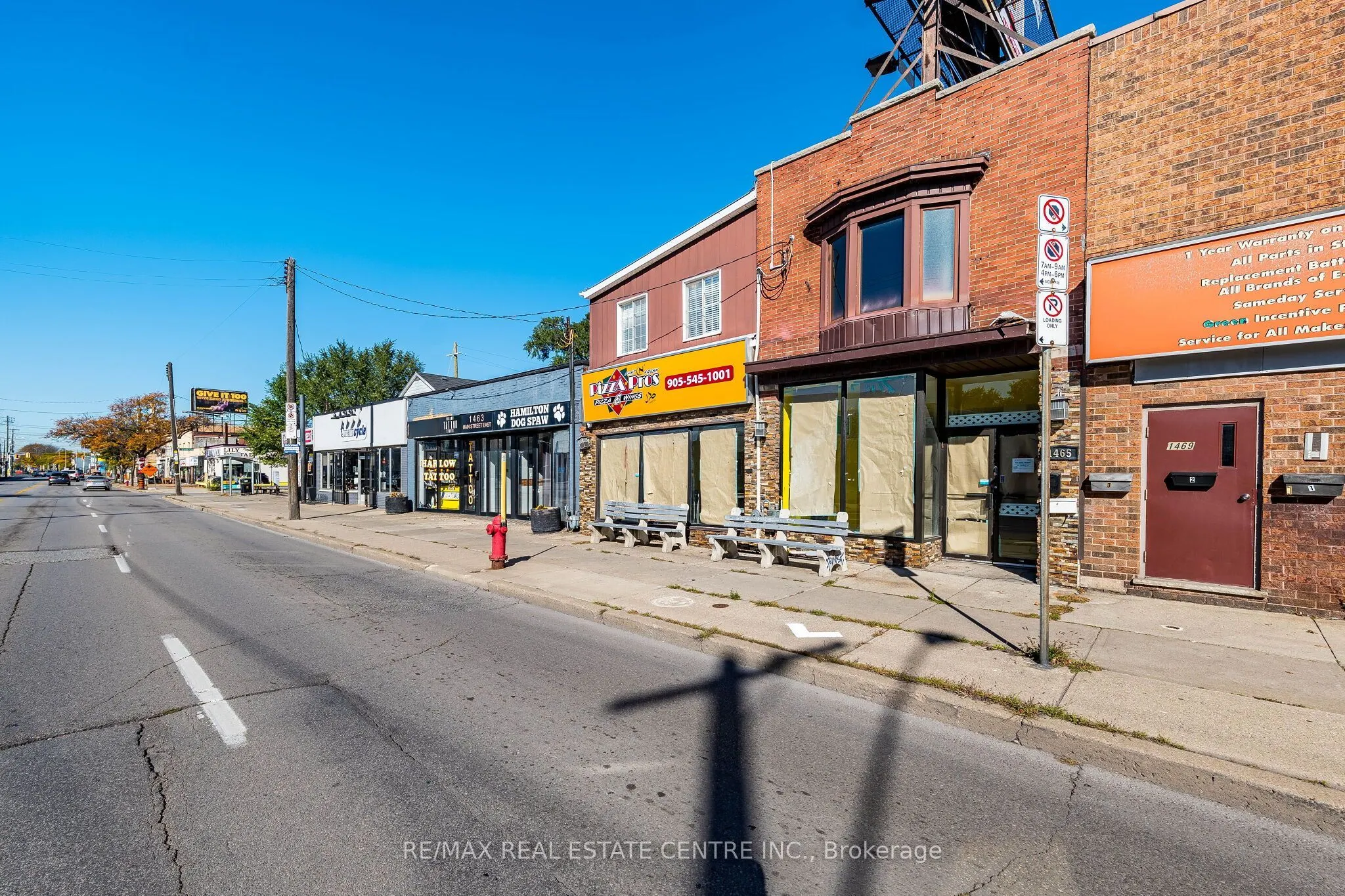 1465 Main Street E