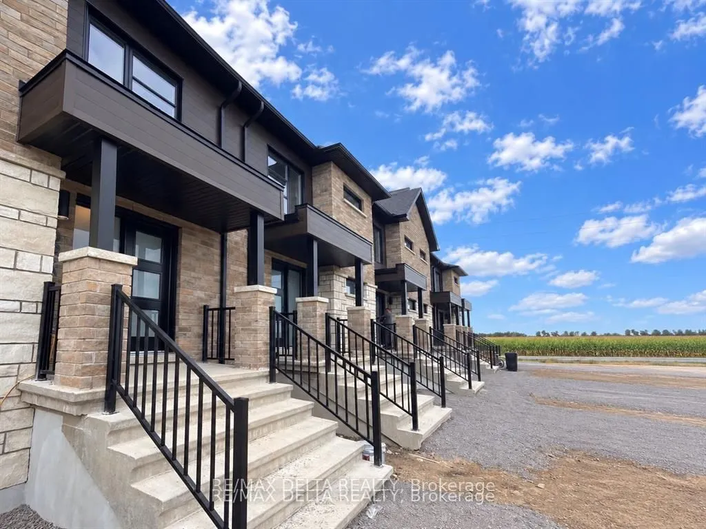 67 Carpe Street #A