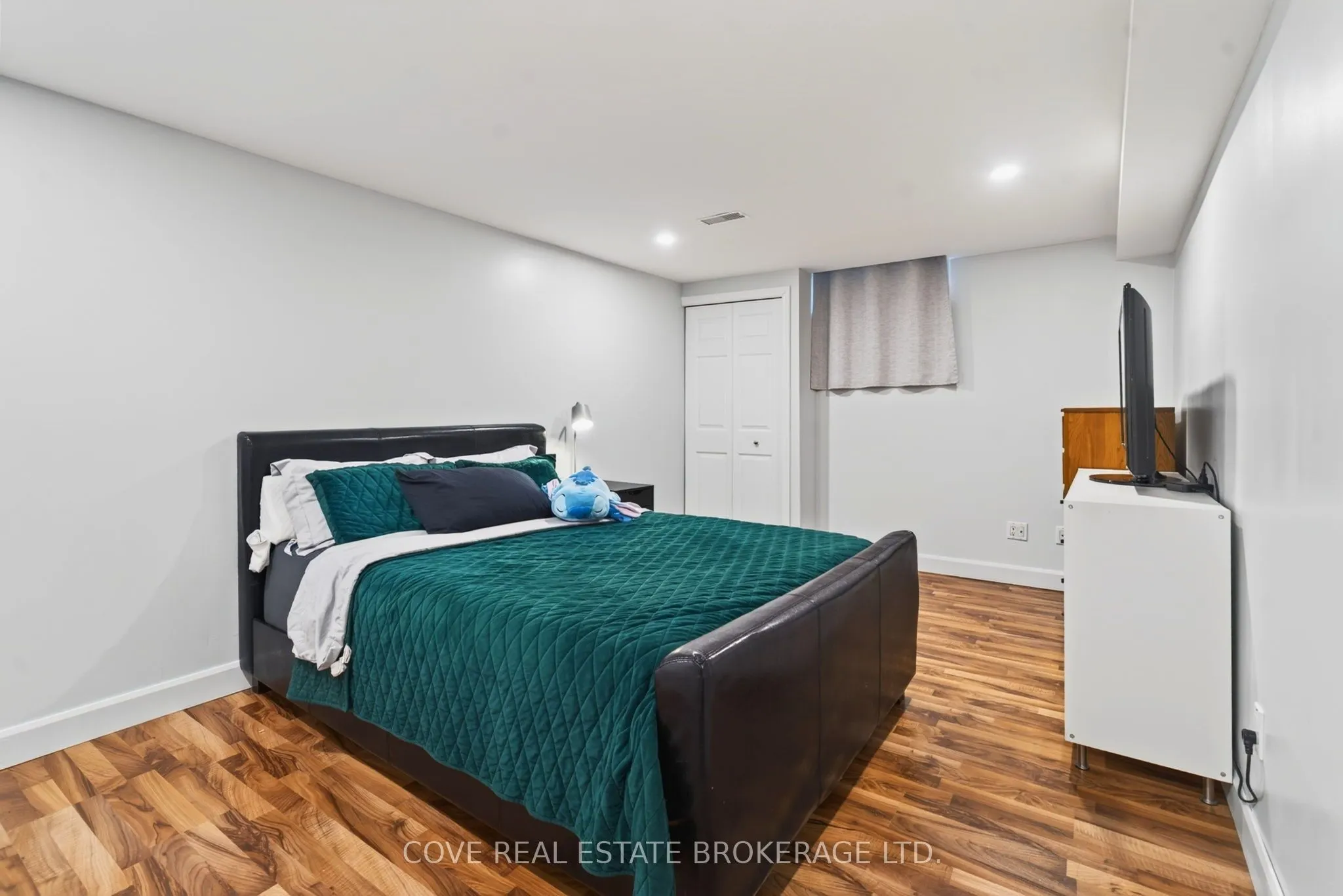 38 Ranchwood Crescent