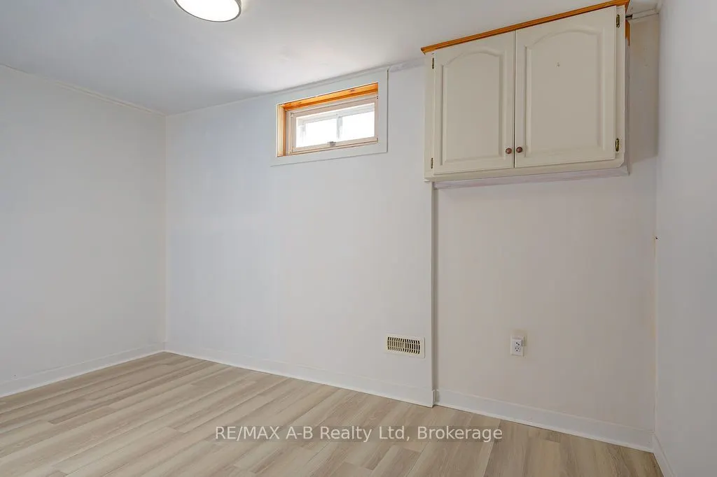 118 Feick Crescent