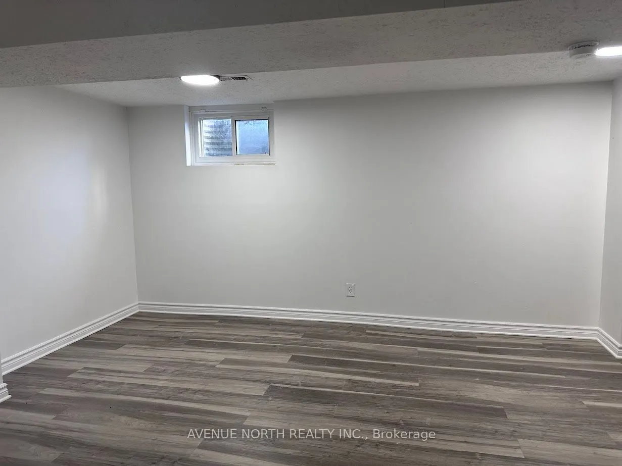 1370 Foxwell Street #7