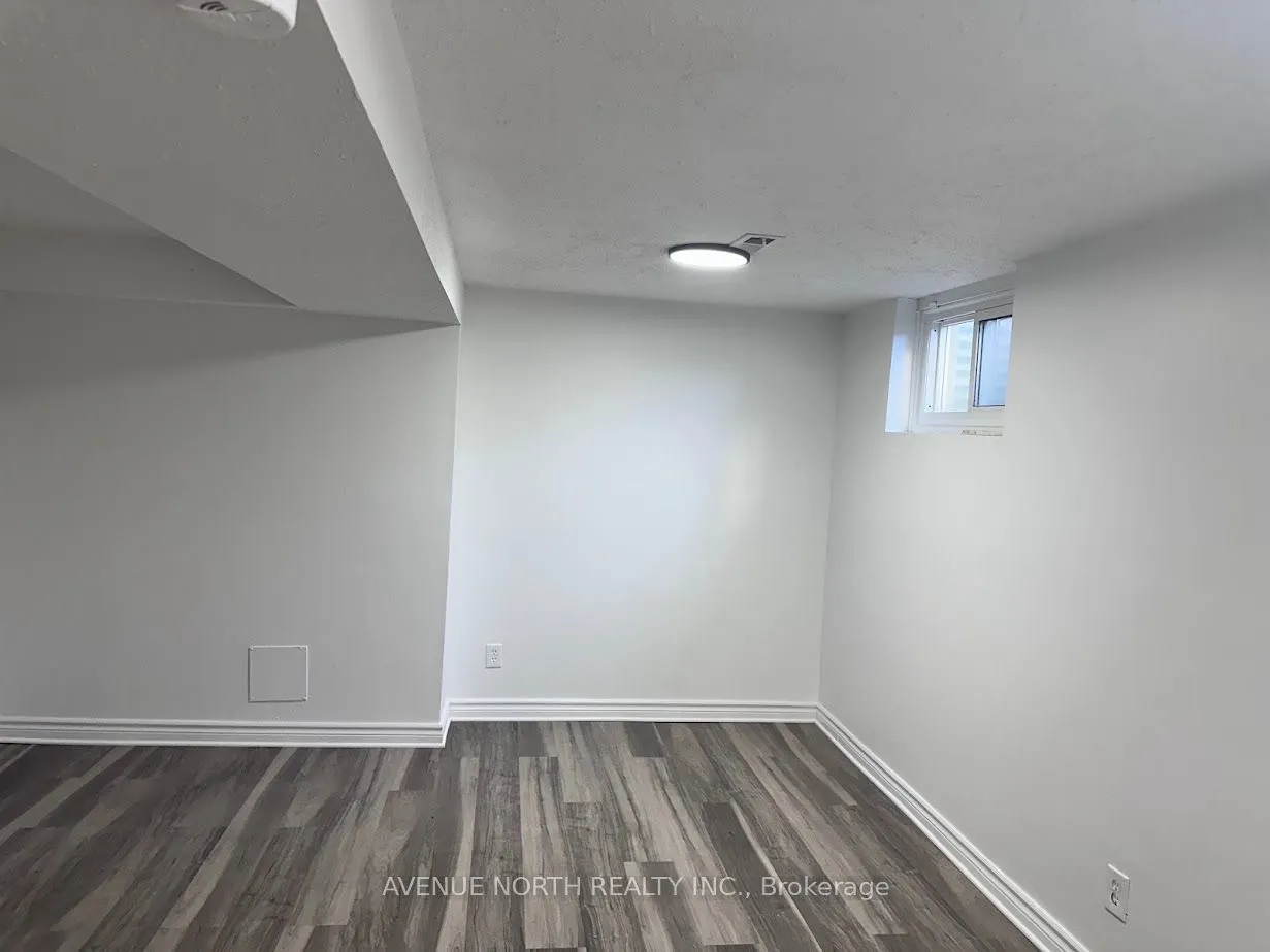 1370 Foxwell Street #7